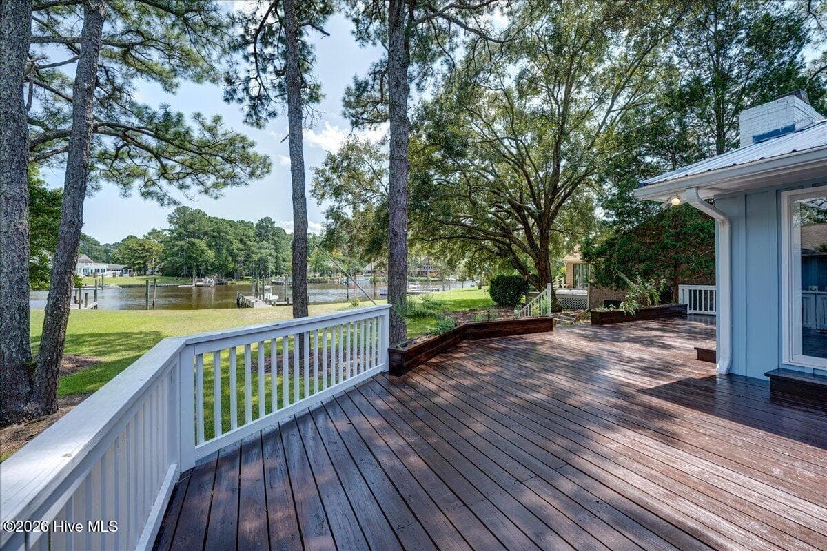 Single Family Residence at 5724 Gondolier Drive, New Bern, NC 28560, New Bern, photo 25 of 59