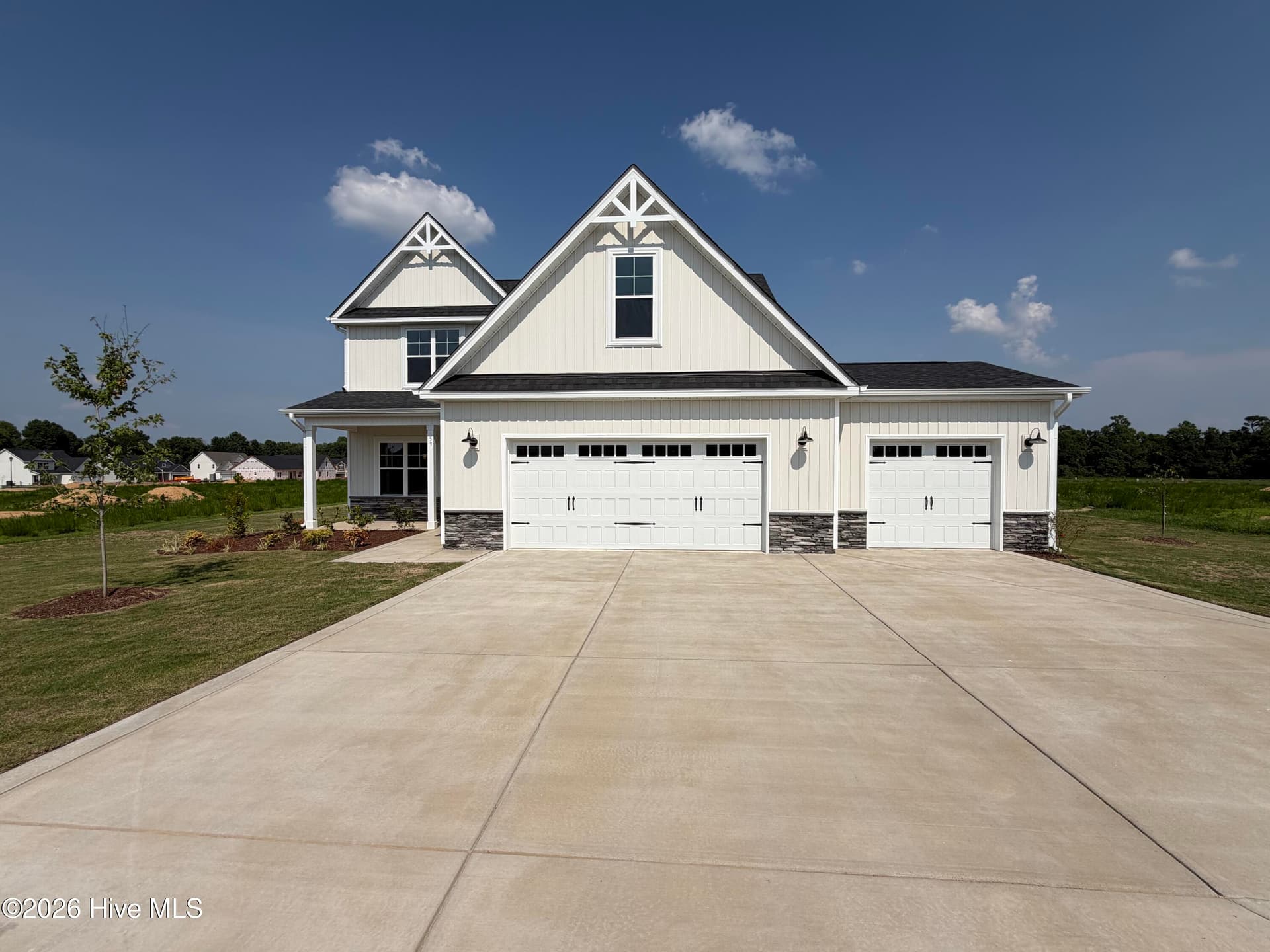 Single Family Residence at 59 Grady Farm Way, Benson, NC 27504, photo 4 of 224