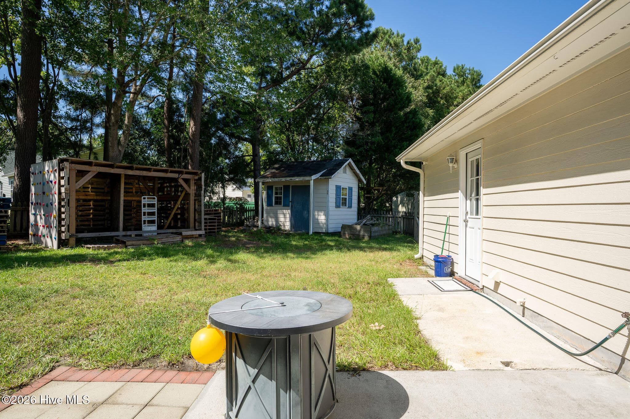 Single Family Residence at 103 Tory Circle, Jacksonville, NC 28546, photo 37 of 41
