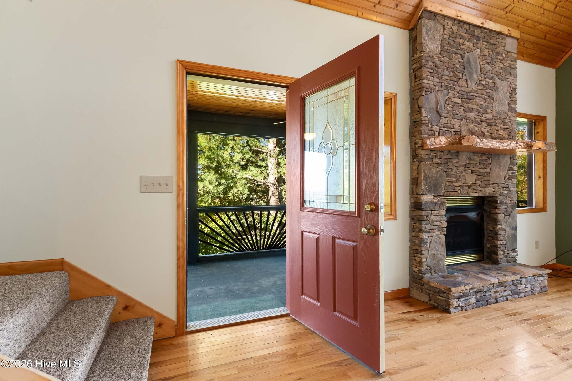 Single Family Residence at 75 Mountain Overlook Drive, Murphy, NC 28906, photo 14 of 80
