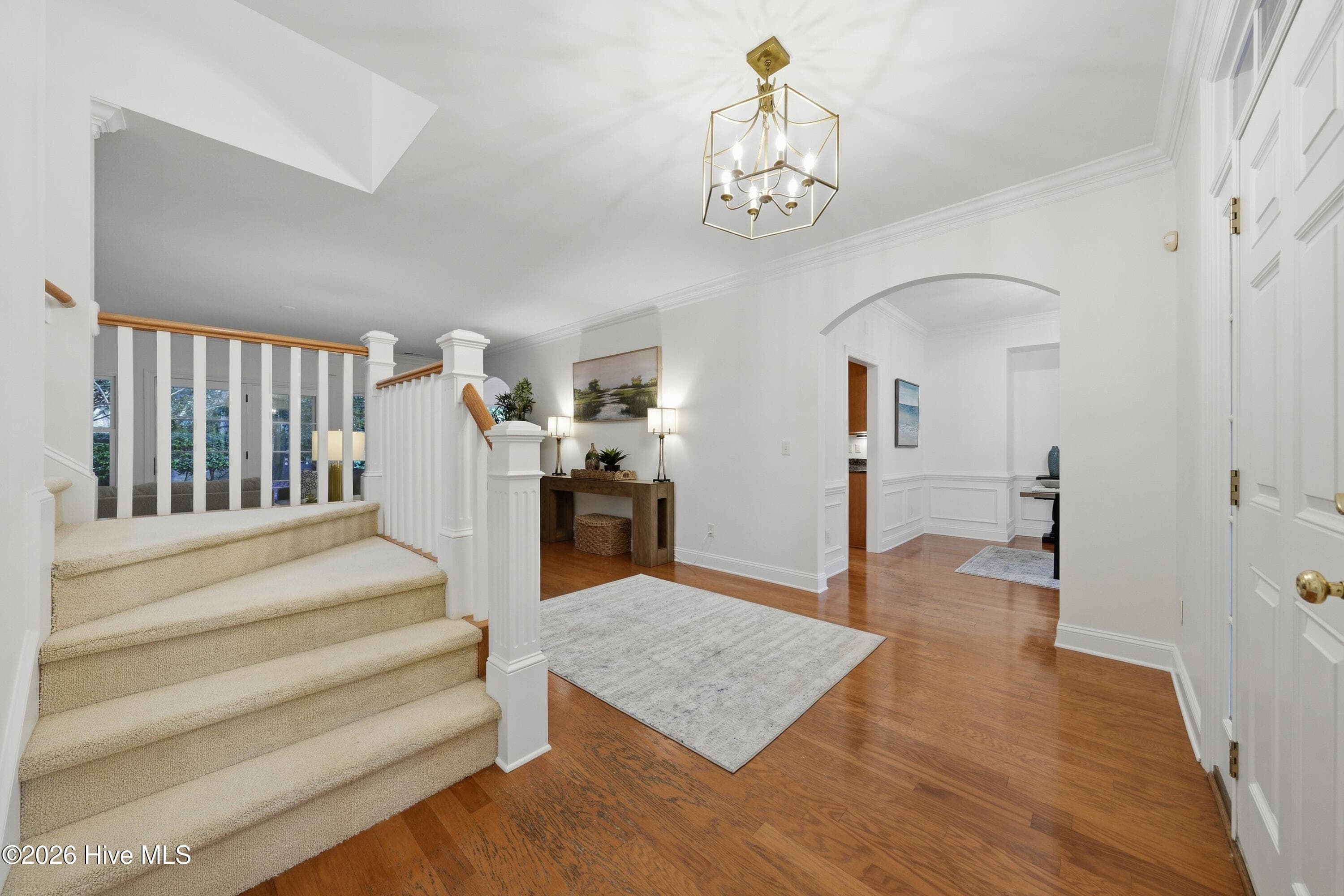 Single Family Residence at 7102 Saybrook Drive, Wilmington, NC 28405, photo 2 of 6