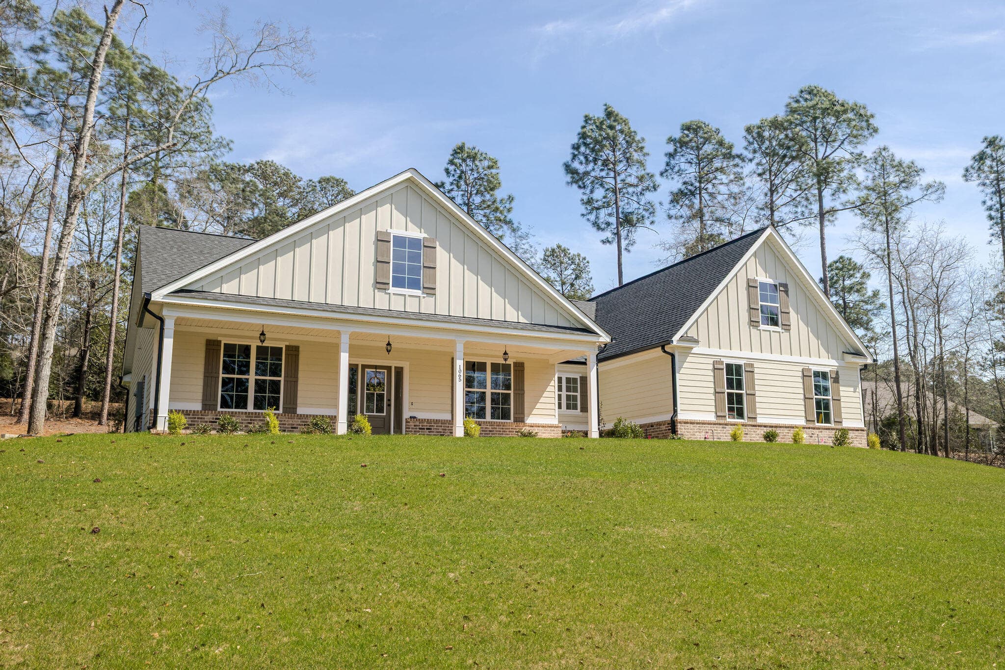 Single Family Residence at 1065 Ferndown Court, Aiken, SC 29803, photo 2 of 47