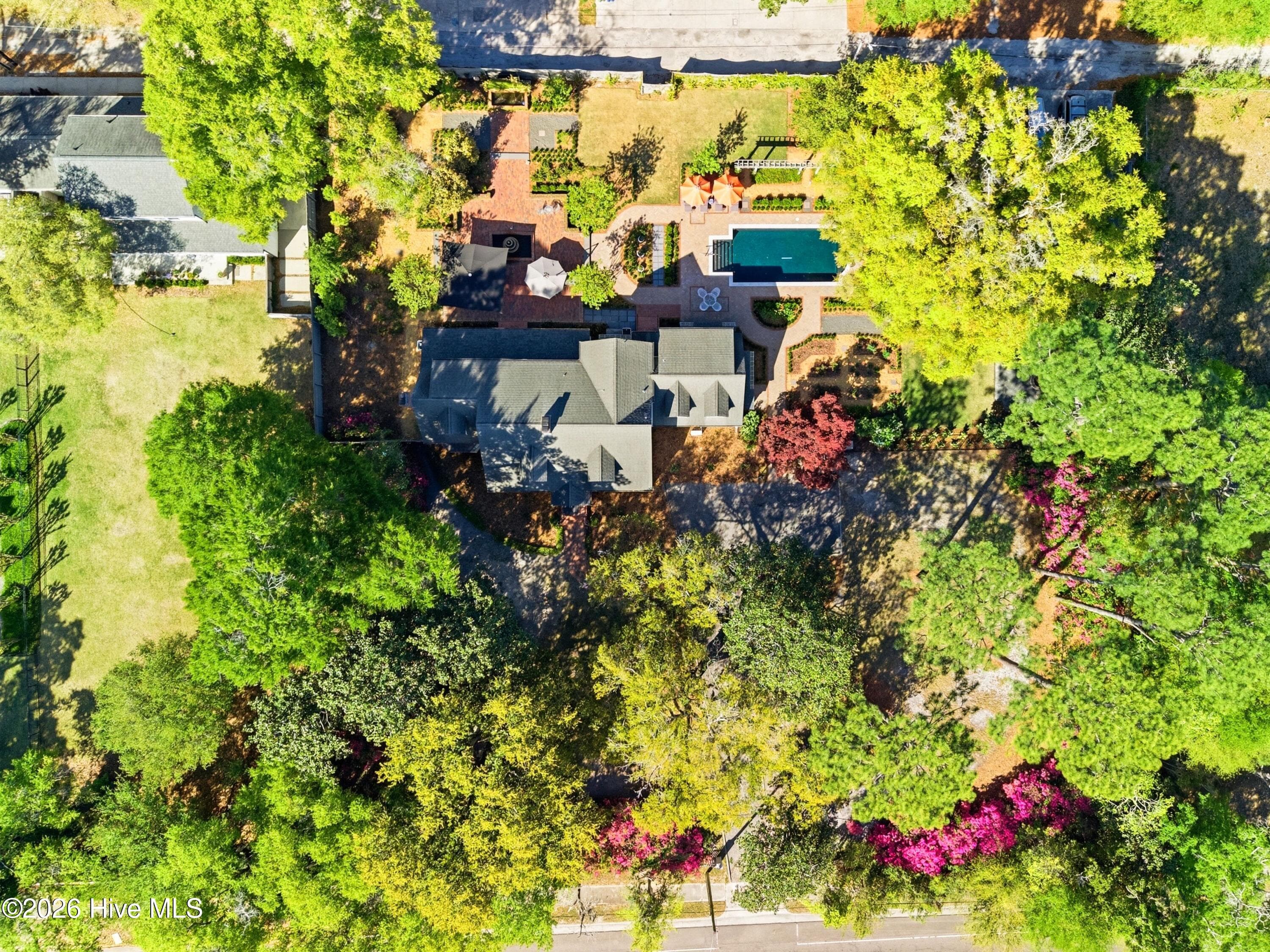 Single Family Residence at 2901 Oleander Drive, Wilmington, NC 28403, Wilmington, photo 25 of 85