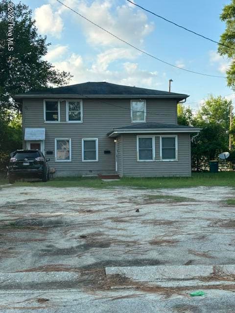 515 E 10th Street, Lumberton, NC 28358