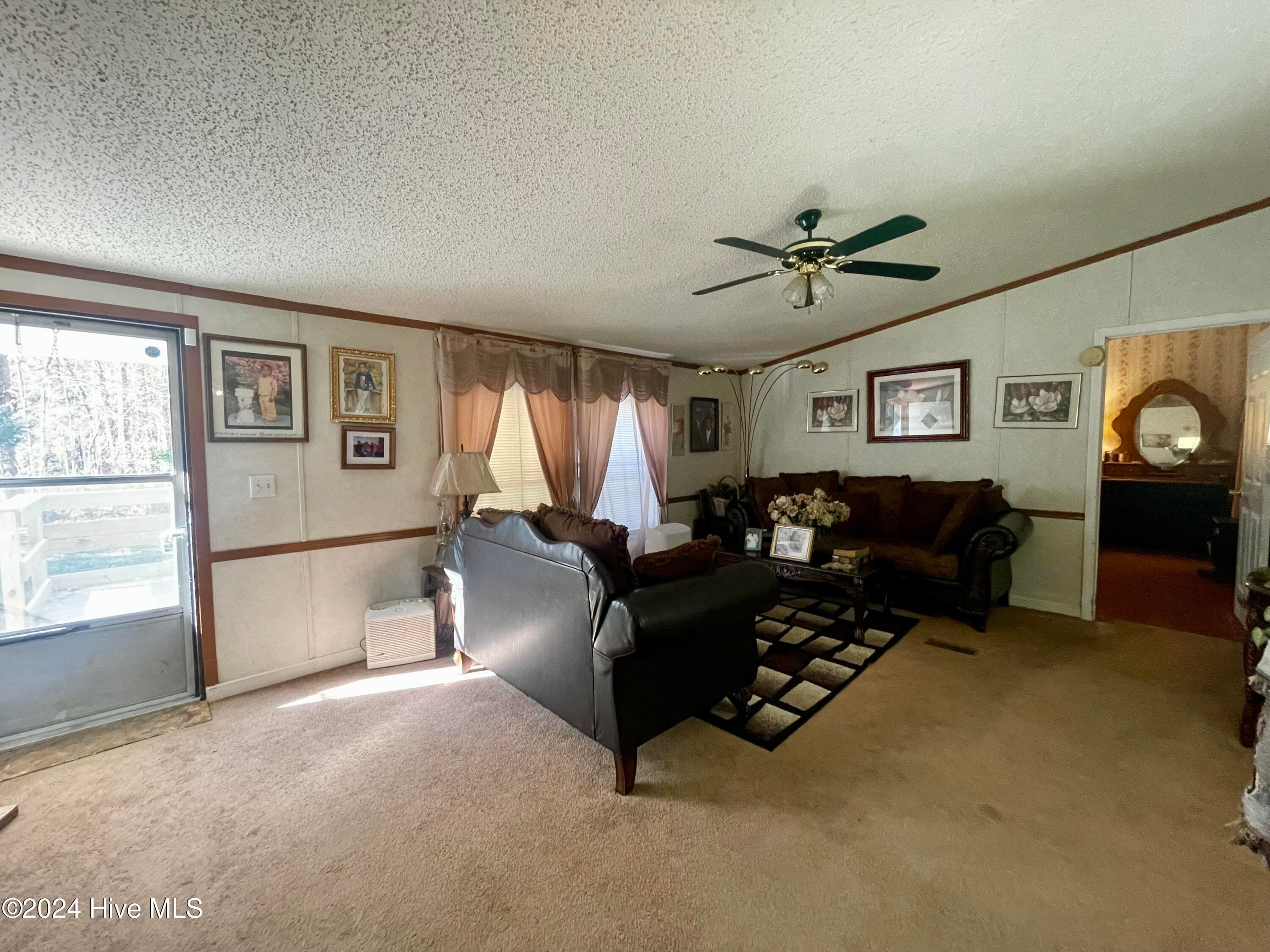 Manufactured Home at 1109 Beegee Lane, Williamston, NC 27892, Williamston, photo 12 of 32