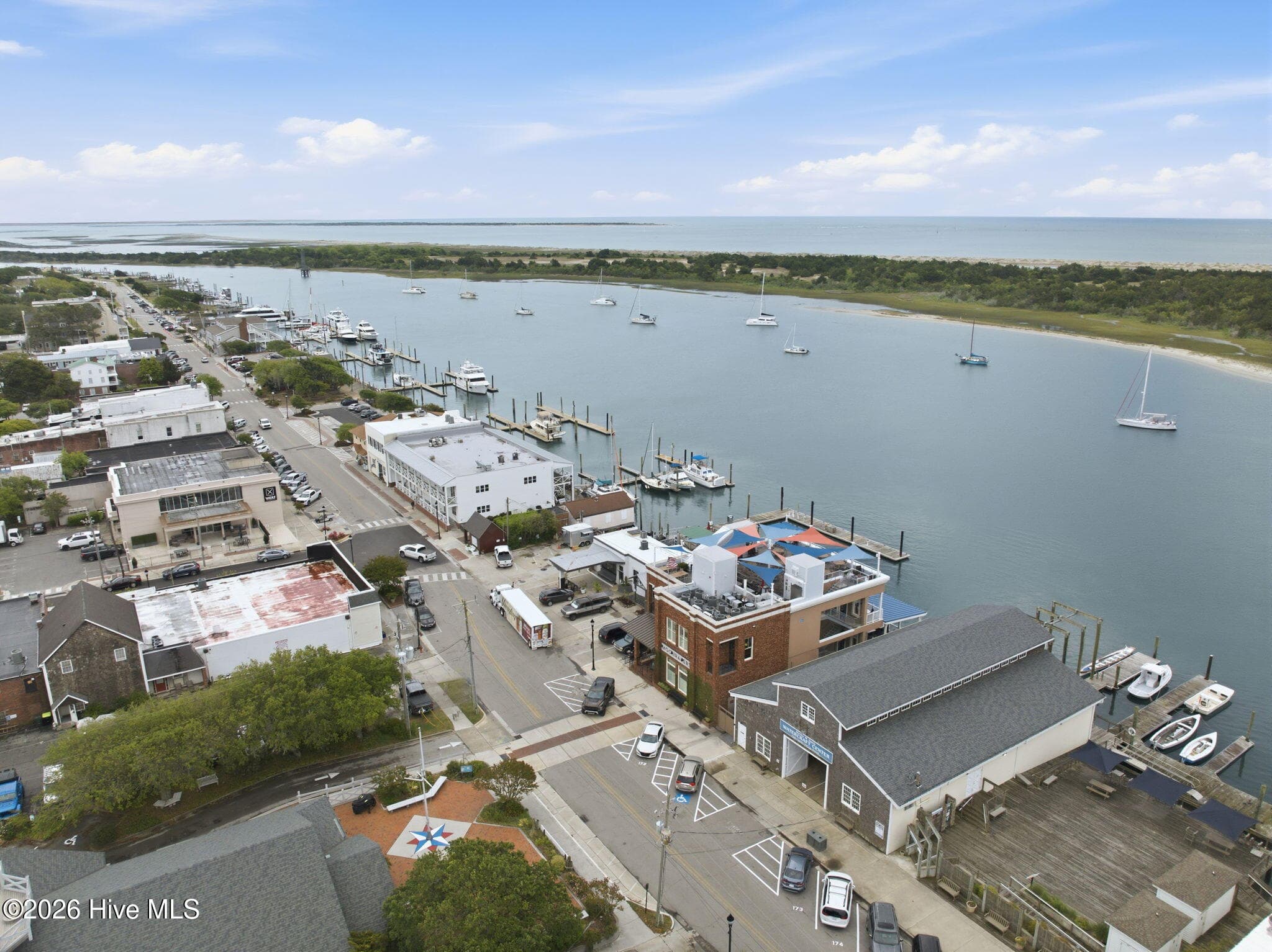 Single Family Residence at 307 Ann Street, Beaufort, NC 28516, photo 4 of 6