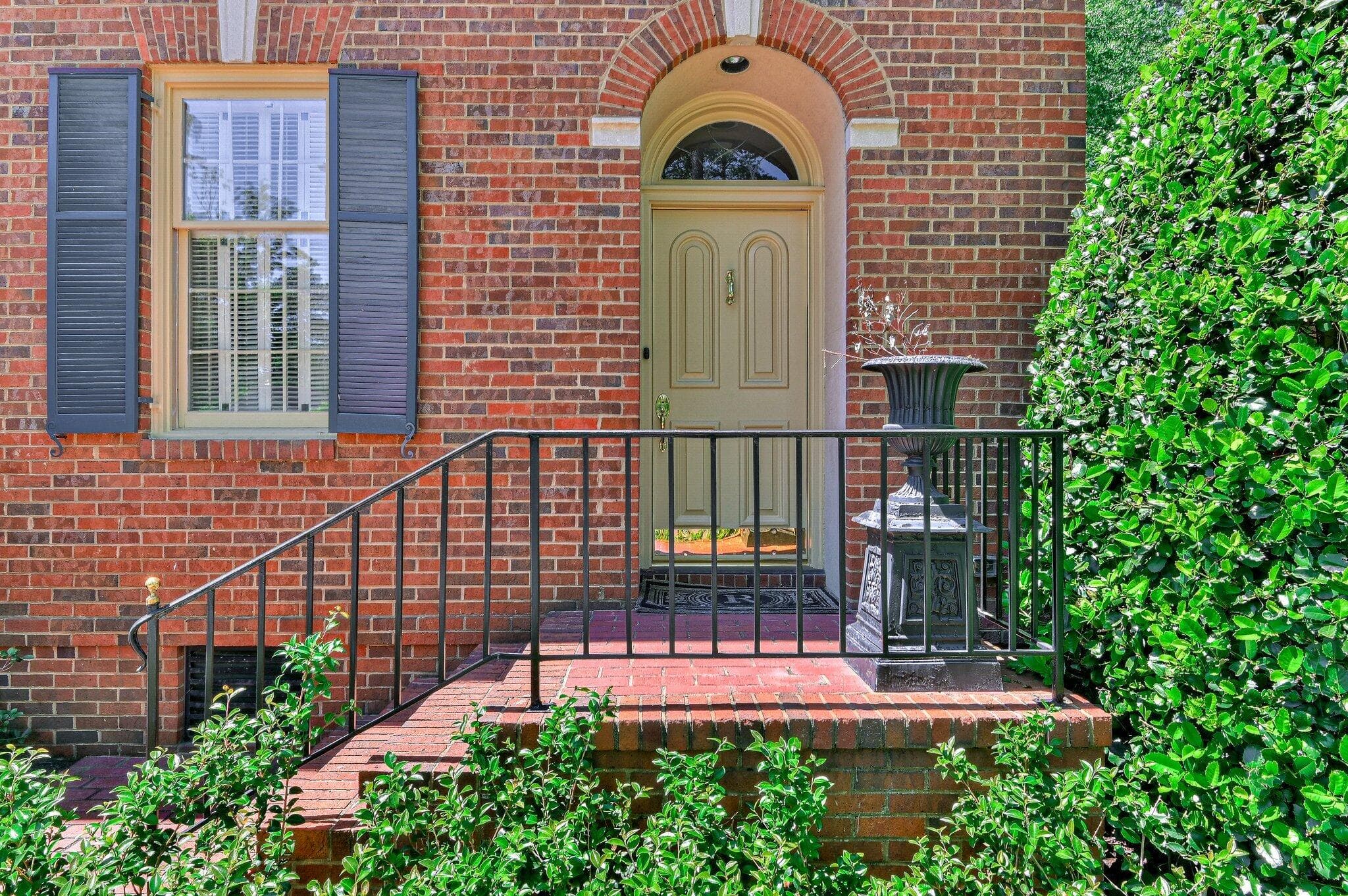 Single Family Residence at 82 Bristlecone Lane, Augusta, GA 30909, photo 2 of 32