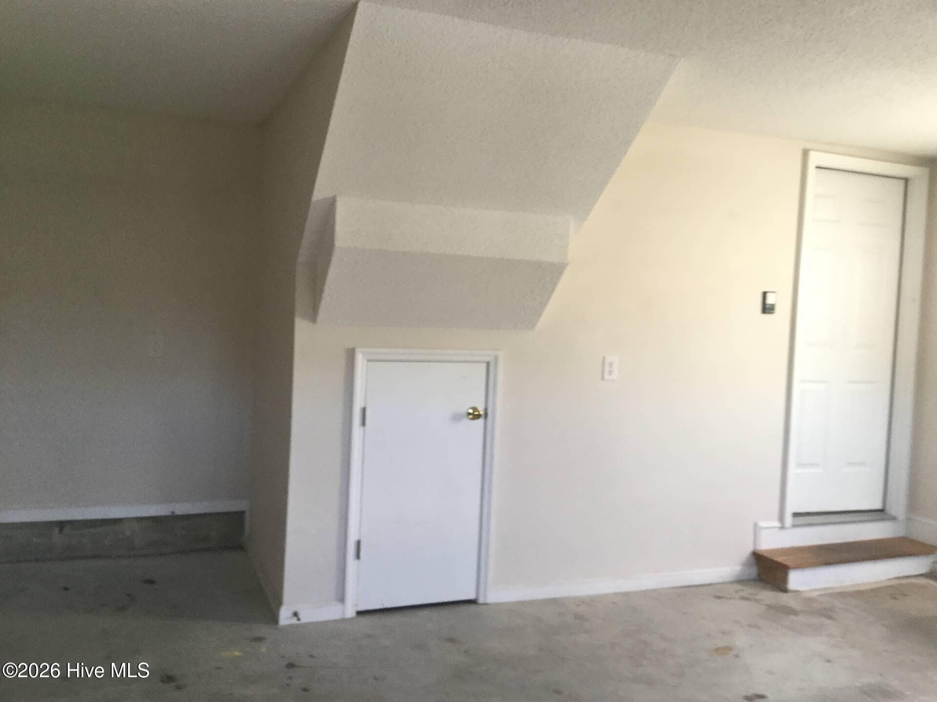 Single Family Residence at 112 Inge Court, New Bern, NC 28562, photo 12 of 24