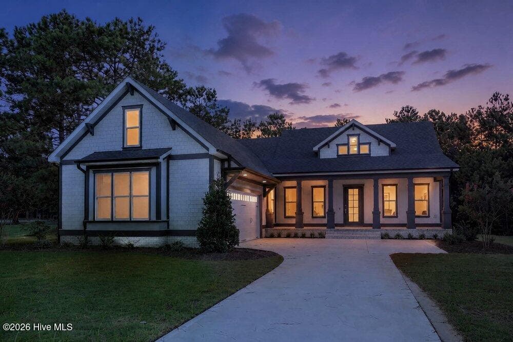 Single Family Residence at 105 Tradewinds Drive, Hampstead, NC 28443, photo 2 of 83