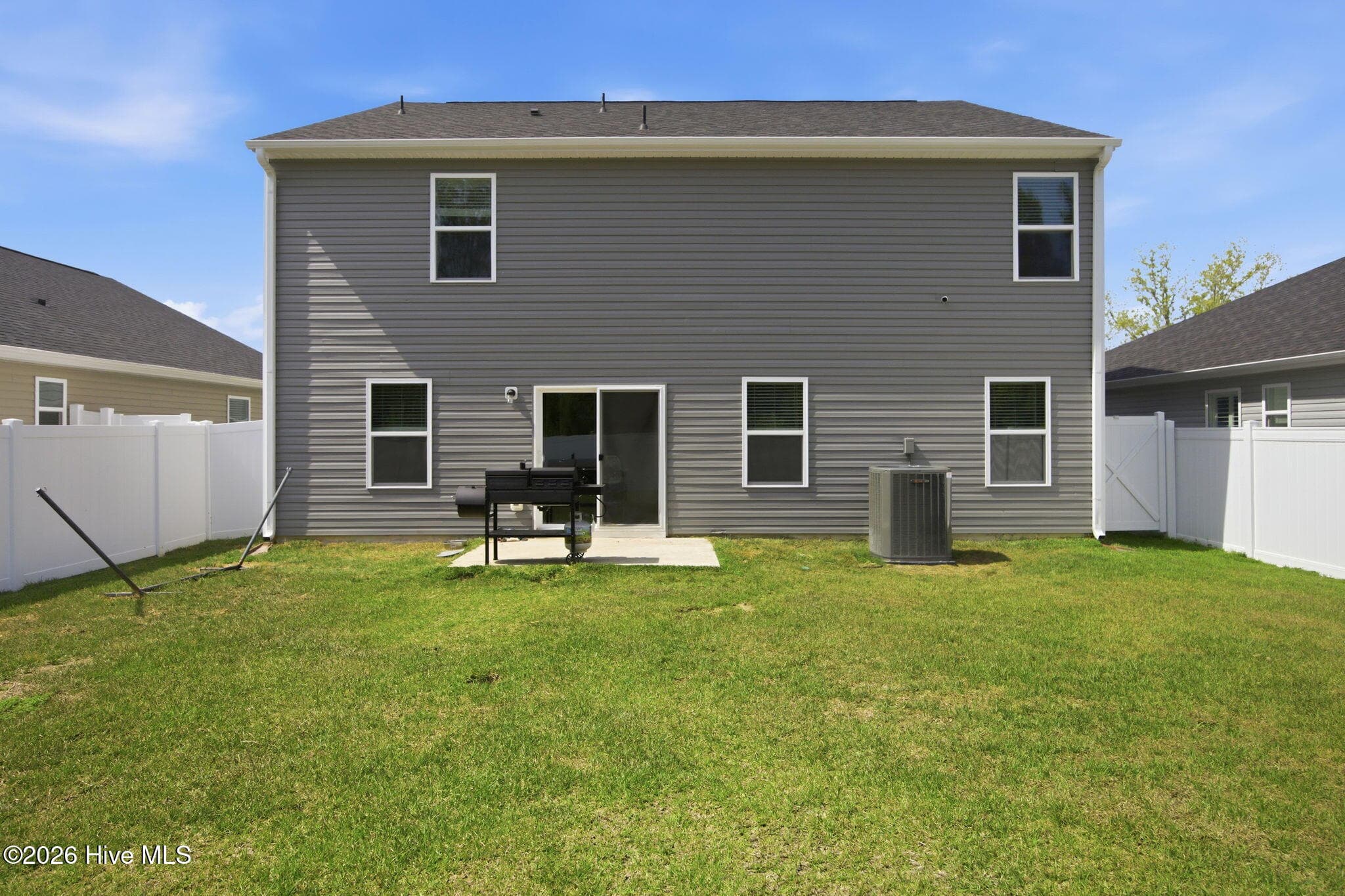Single Family Residence at 6914 Seaside Palms Place SW, Sunset Beach, NC 28468, photo 2 of 3