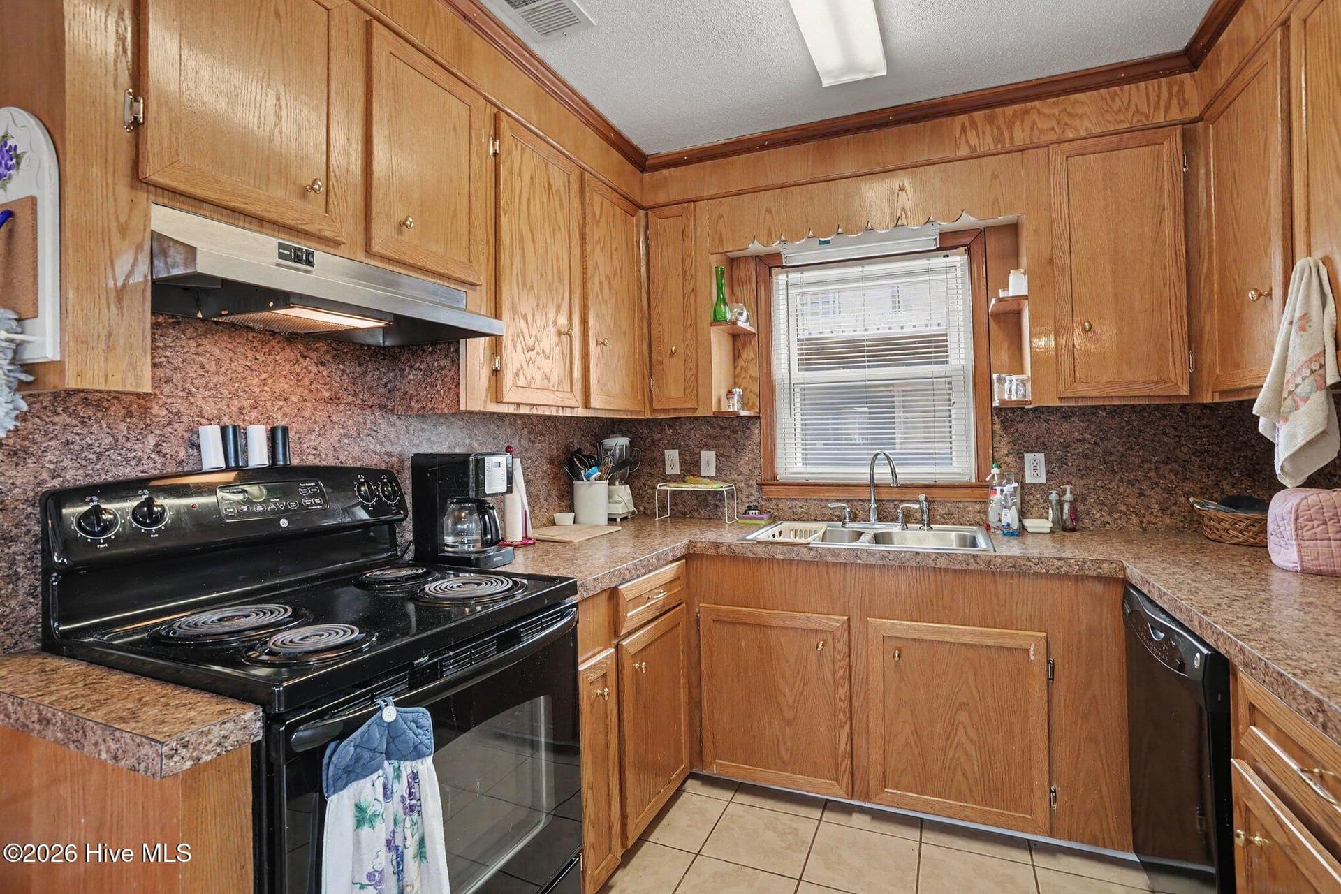 Single Family Residence at 419 1st Street, Sunset Beach, NC 28468, photo 11 of 41