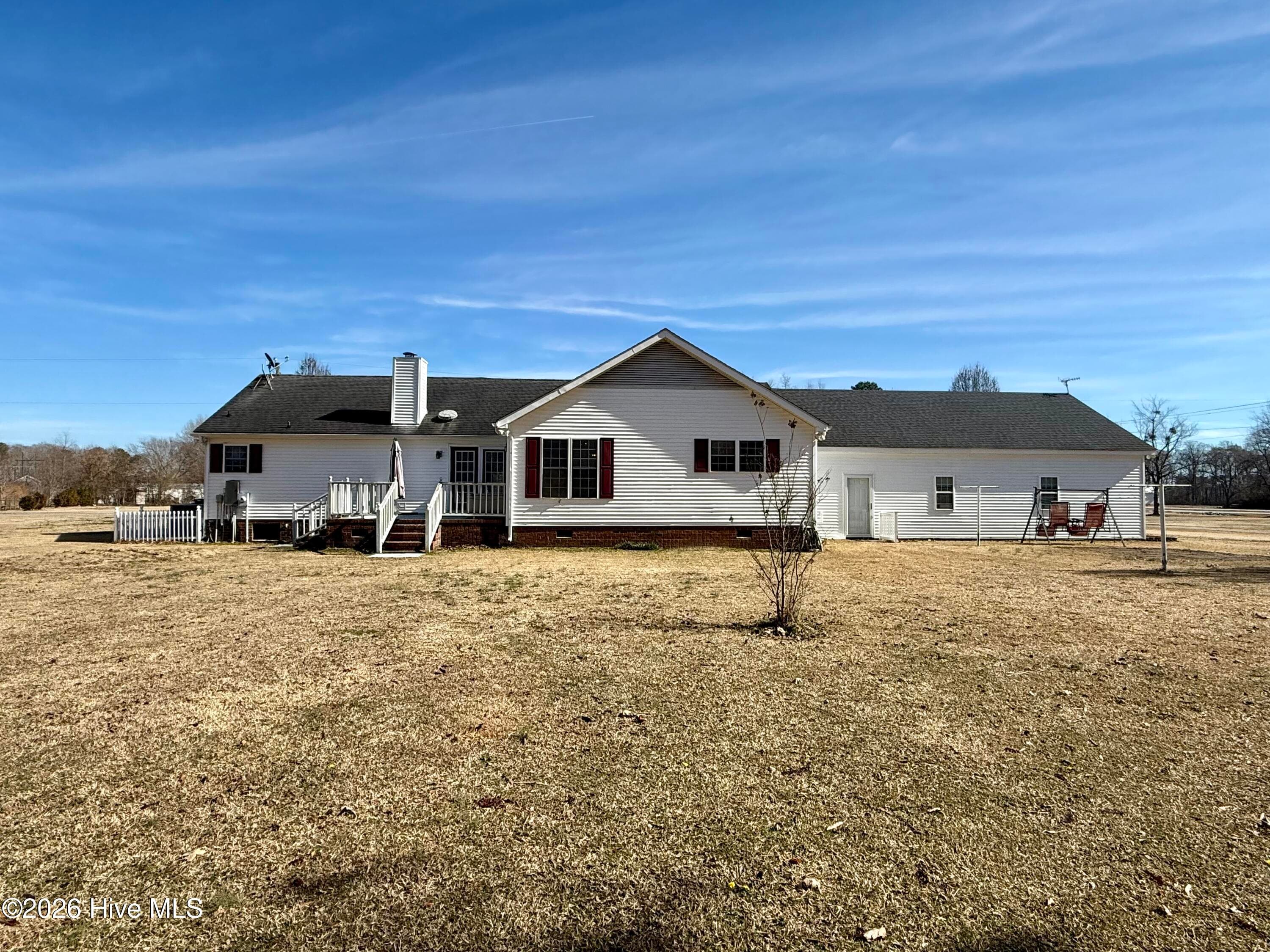 Manufactured Home at 1045 Mascot Lane, Williamston, NC 27892, Williamston, photo 12 of 64