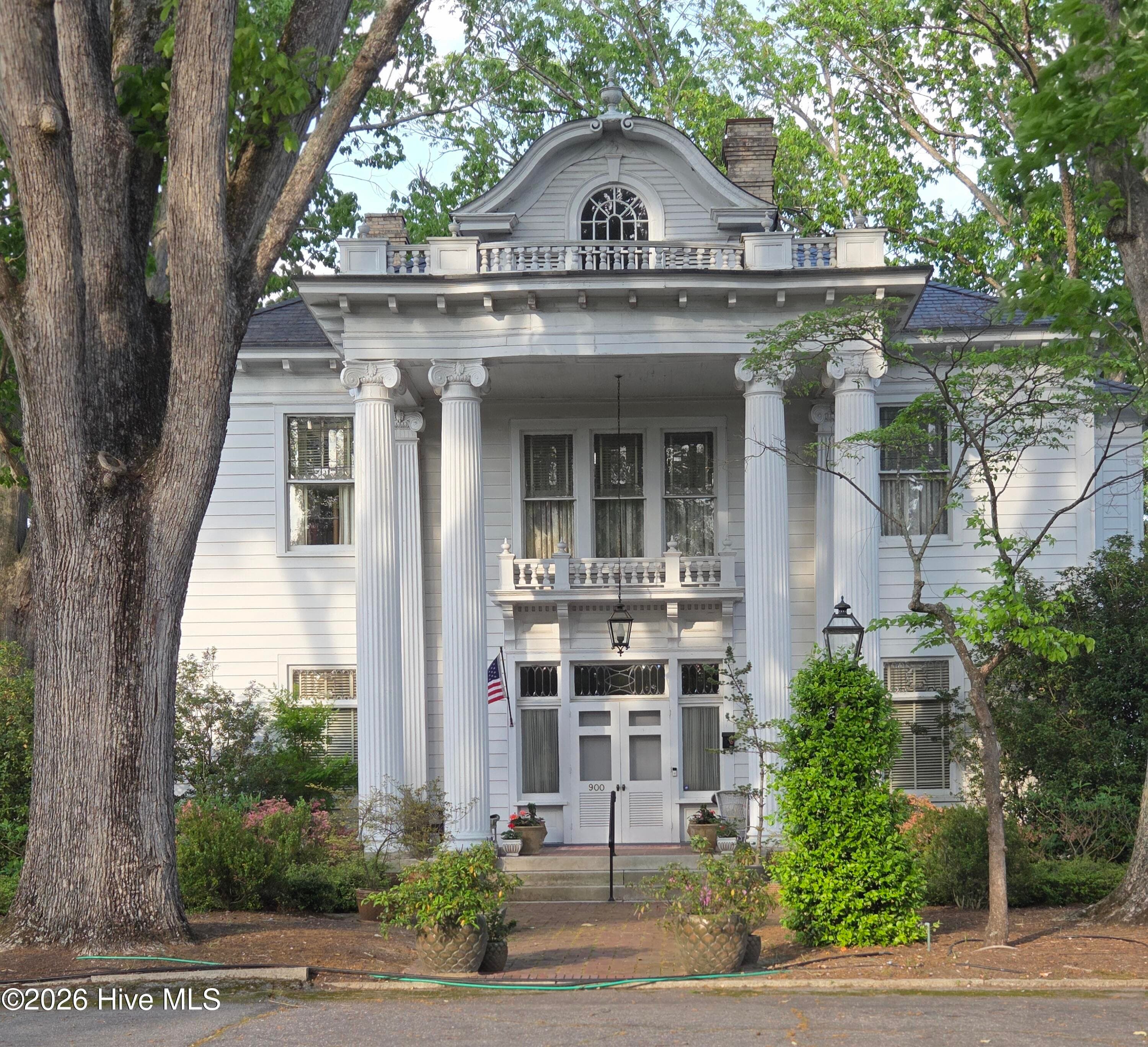 Single Family Residence at 900 Nash Street N, Wilson, NC 27893, photo 6 of 1008