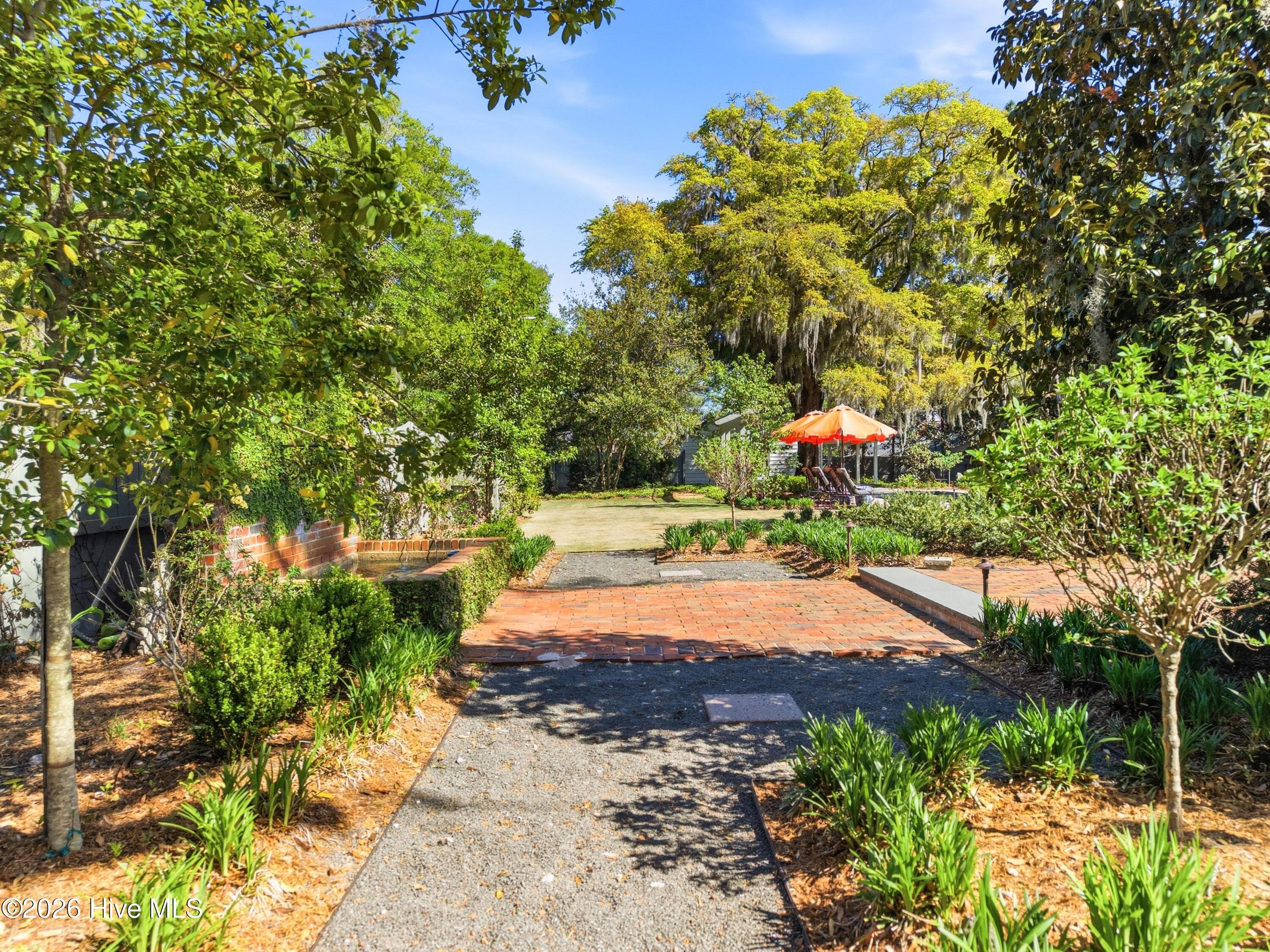Single Family Residence at 2901 Oleander Drive, Wilmington, NC 28403, Wilmington, photo 8 of 85