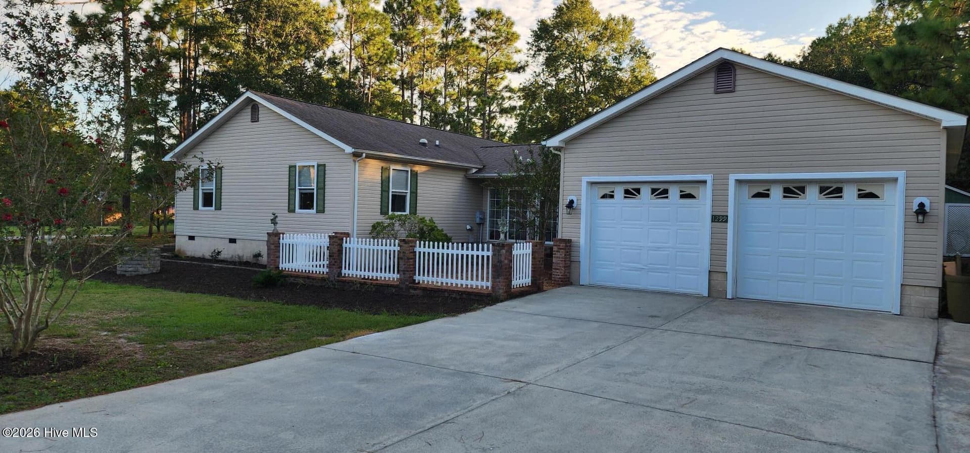Single Family Residence at 1299 N Shore Drive, Boiling Spring Lakes, NC 28461, photo 3 of 63