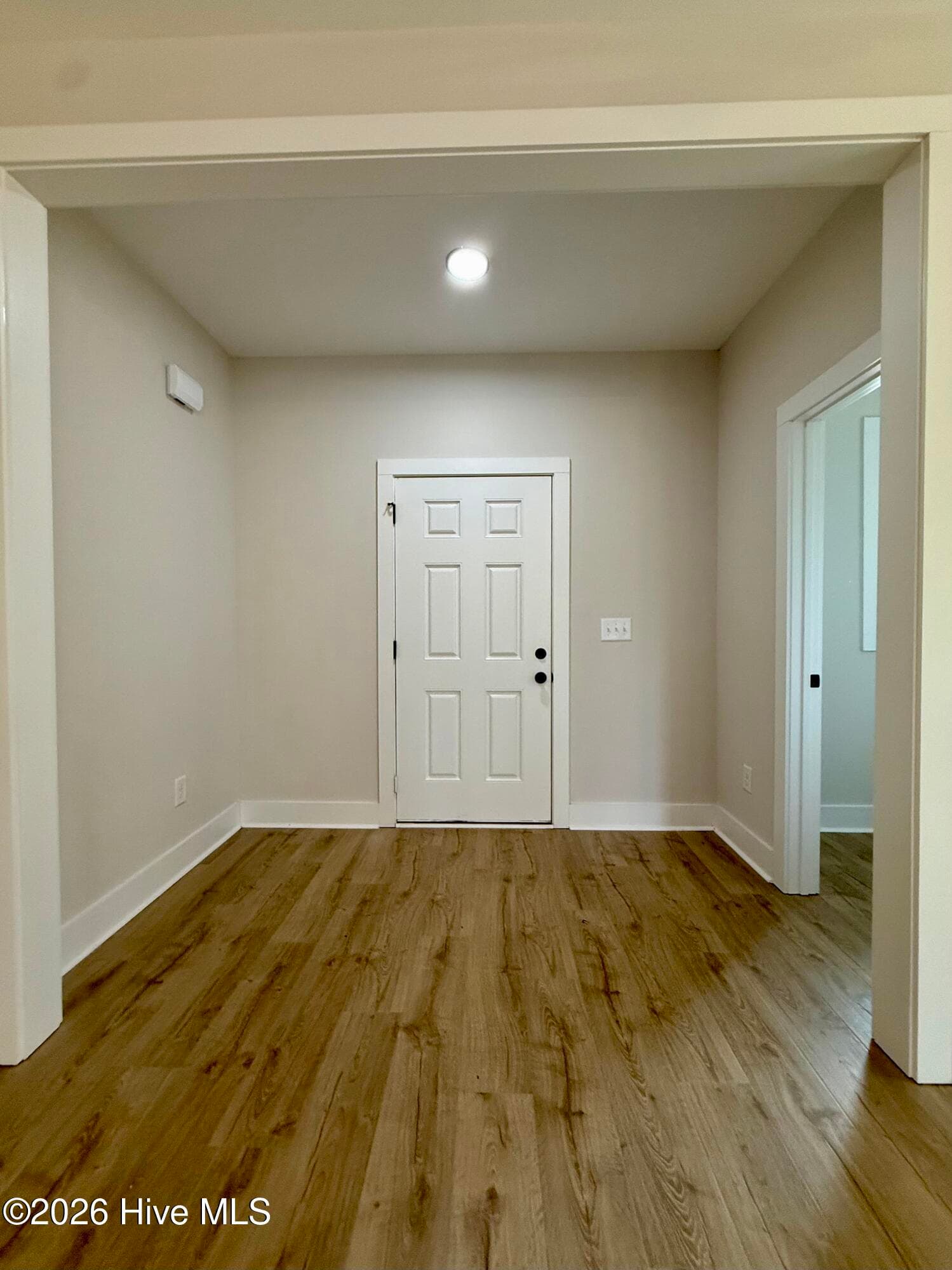 Single Family Residence at 158 Spring Meadows Drive, Aberdeen, NC 28315, photo 3 of 24