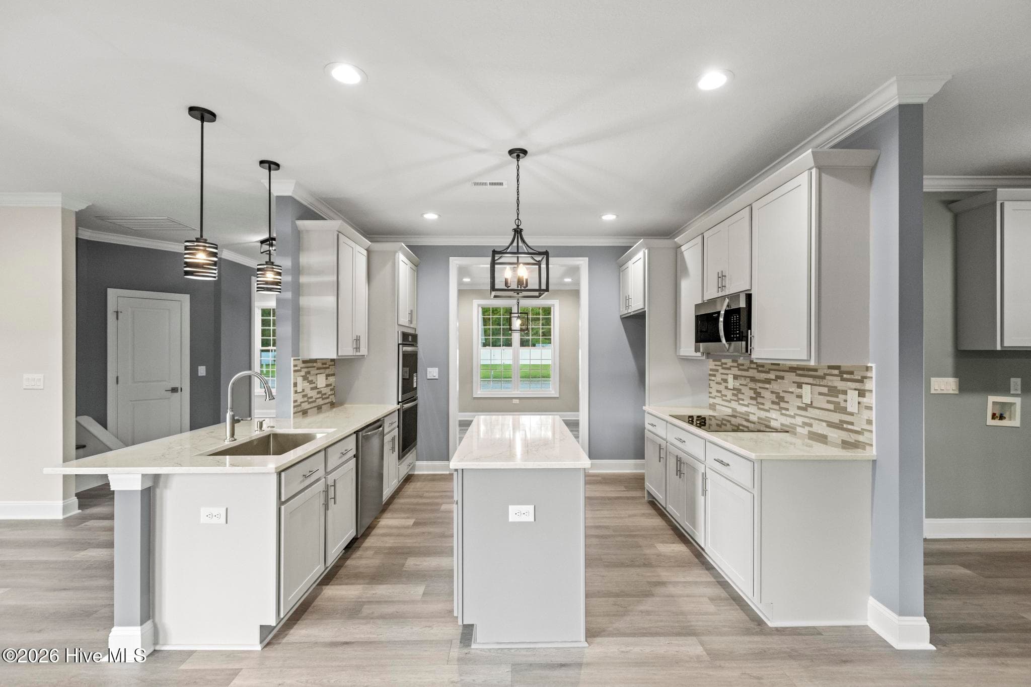 Single Family Residence at 403 King Richard Court, Jacksonville, NC 28546, photo 17 of 43