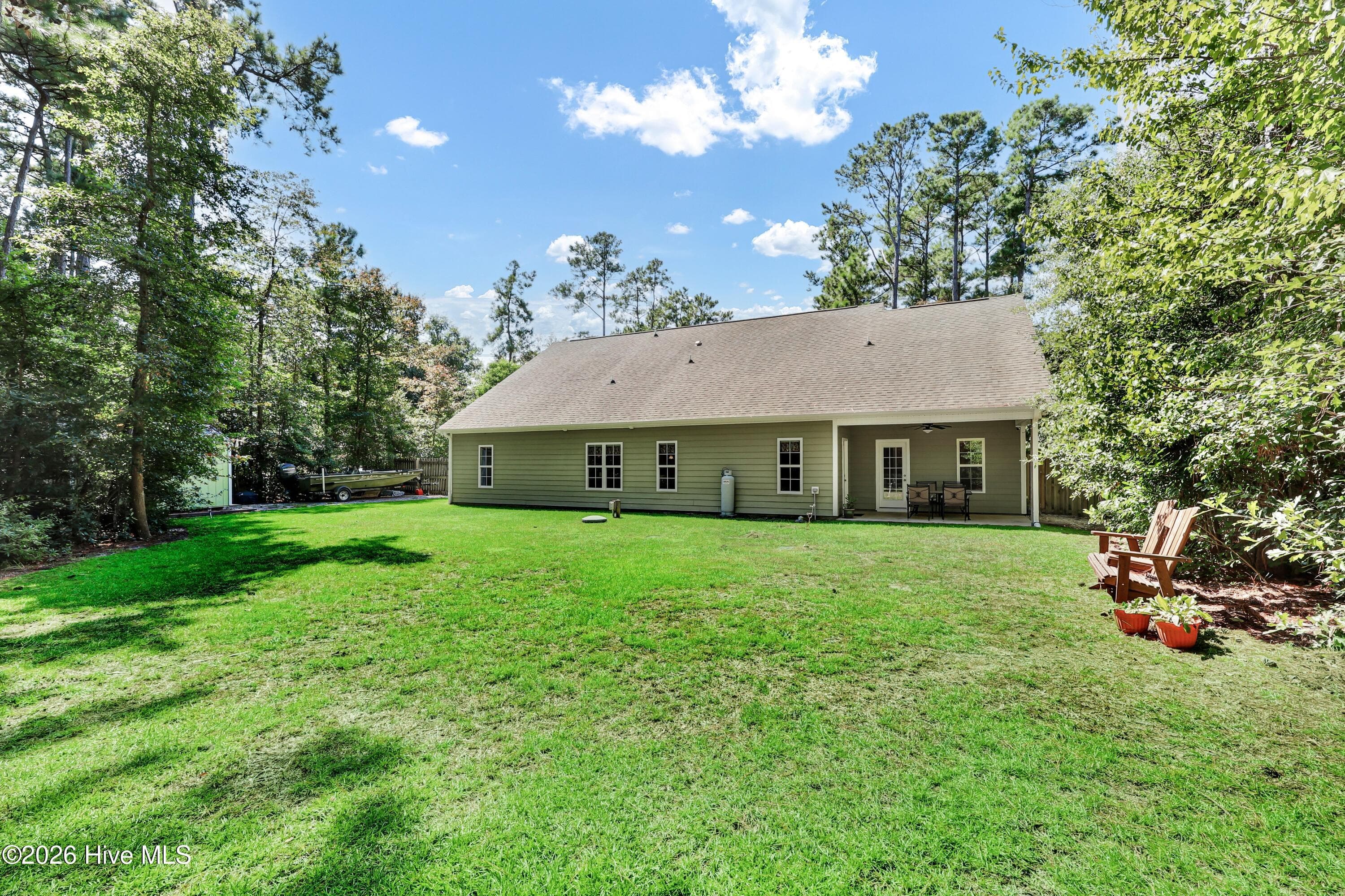Single Family Residence at 118 Persimmon Lane, Hampstead, NC 28443, photo 26 of 29