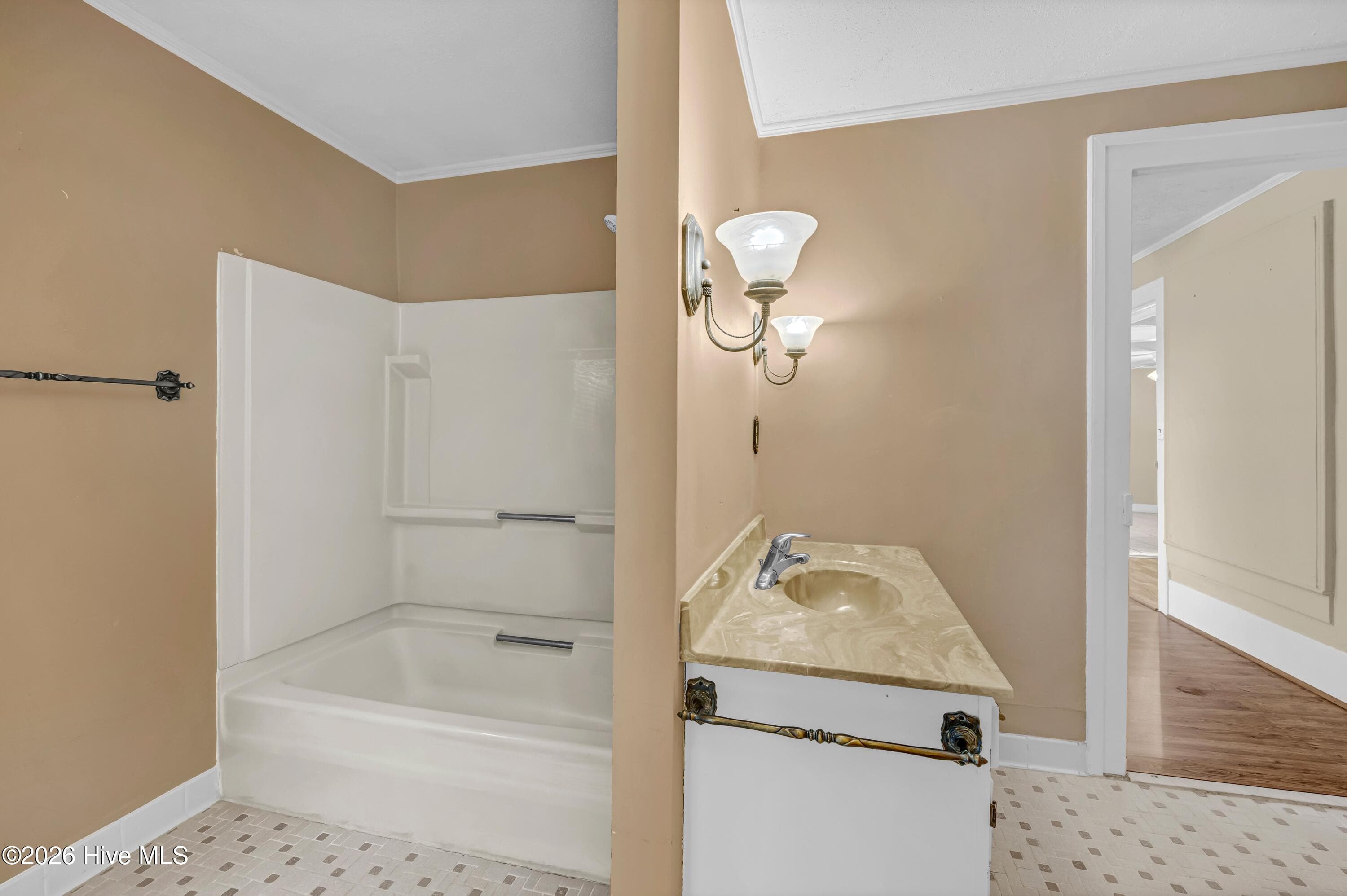 Single Family Residence at 4027 S Nc Hwy 11, Wallace, NC 28466, photo 14 of 27