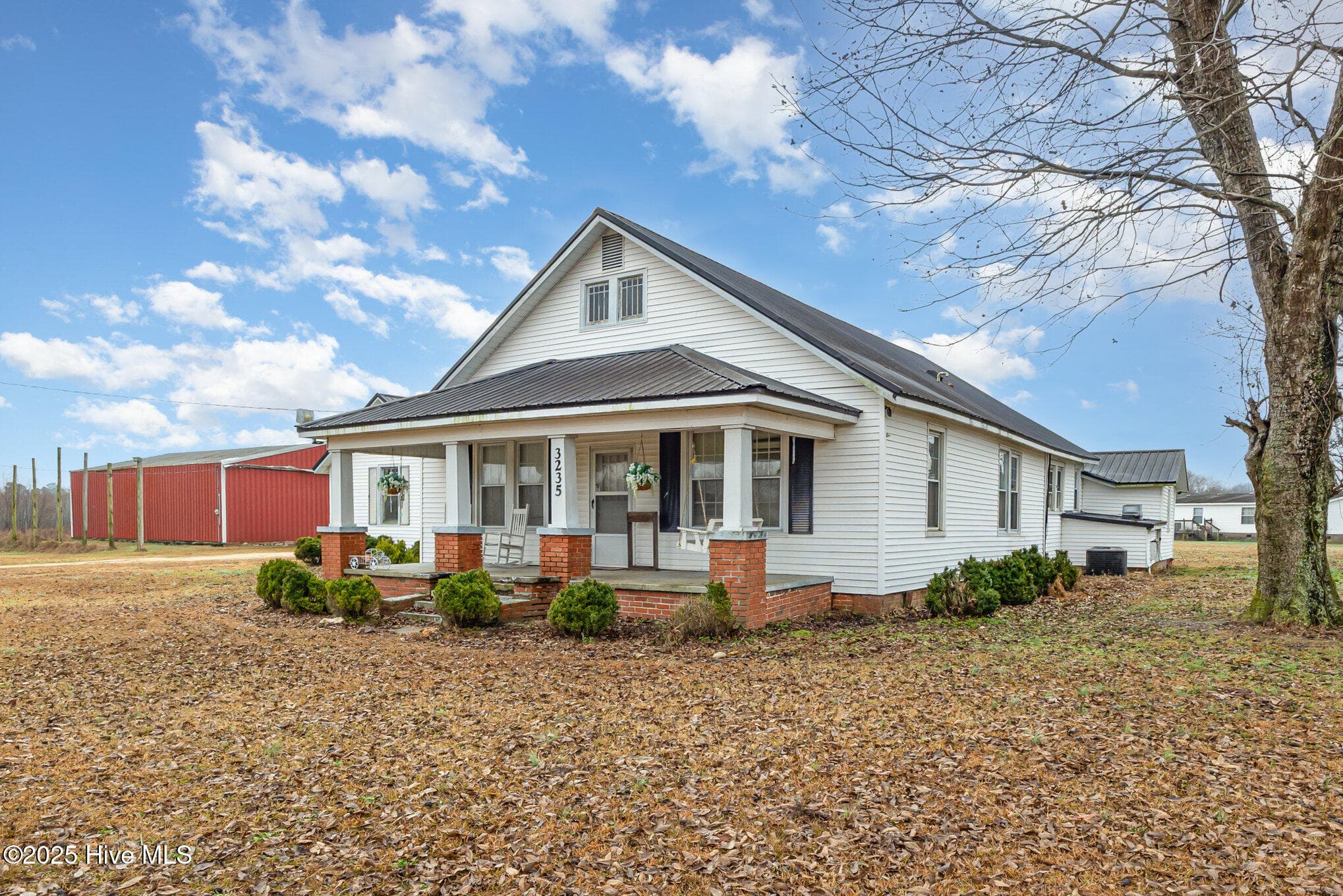 Single Family Residence at 3235 Us Highway 13 Highway S, Goldsboro, NC 27530, photo 6 of 32