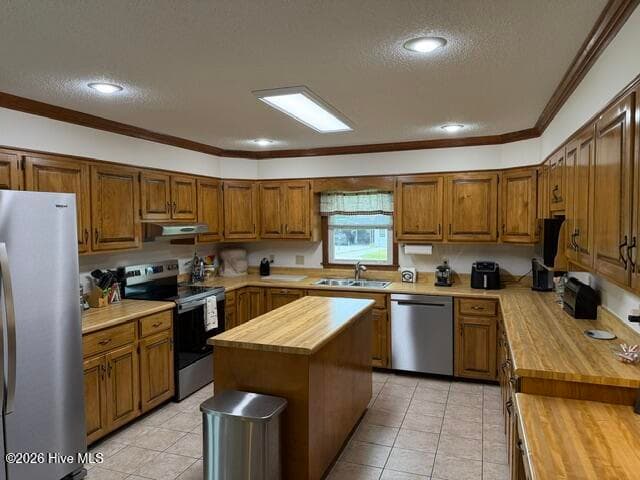 Single Family Residence at 301 Davis Street, Warrenton, GA 30828, photo 2 of 4