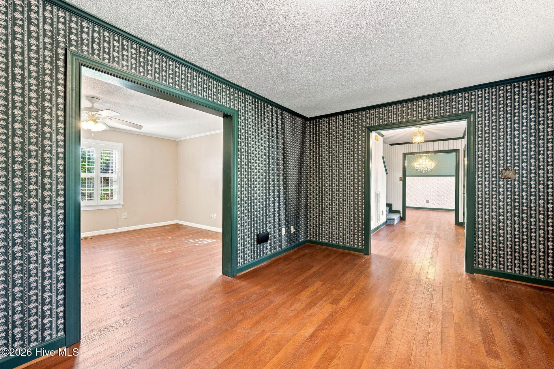 Single Family Residence at 1053 Colleton Way, Trent Woods, NC 28562, photo 13 of 57