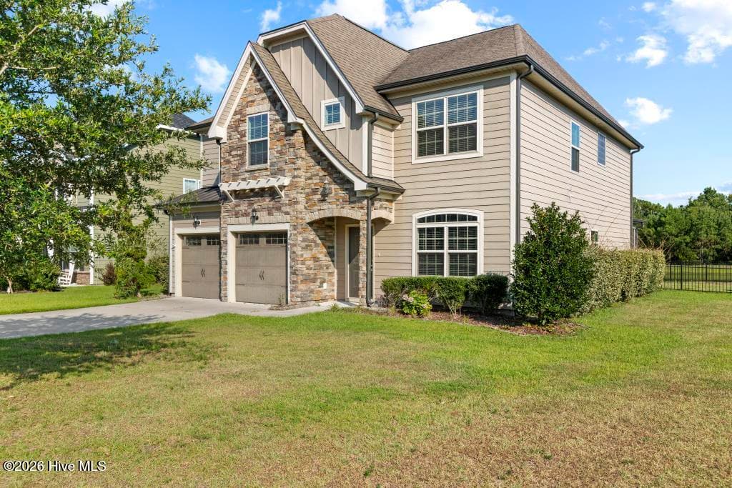 Single Family Residence at 408 Canvasback Lane, Sneads Ferry, NC 28460, photo 2 of 51