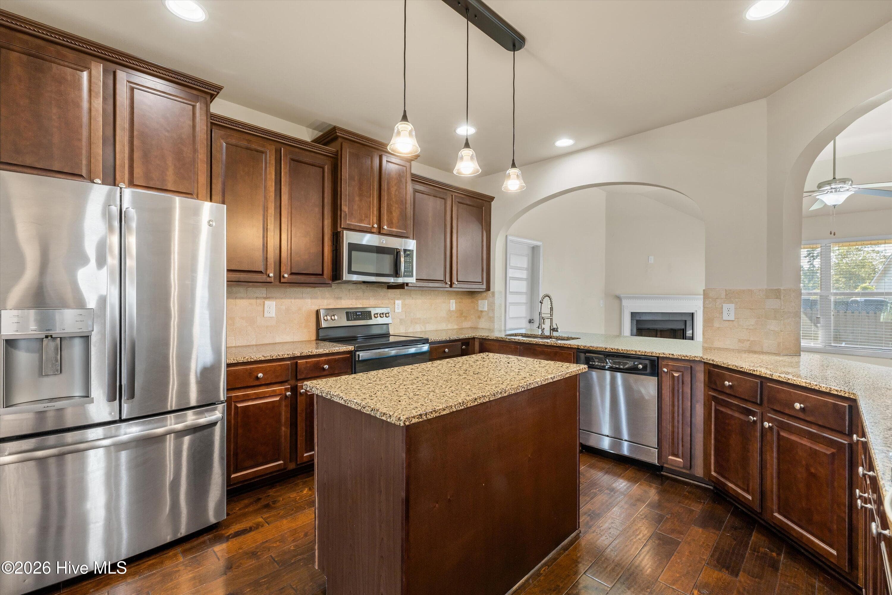 Single Family Residence at 5315 Bull Street, Augusta, GA 30909, photo 11 of 37