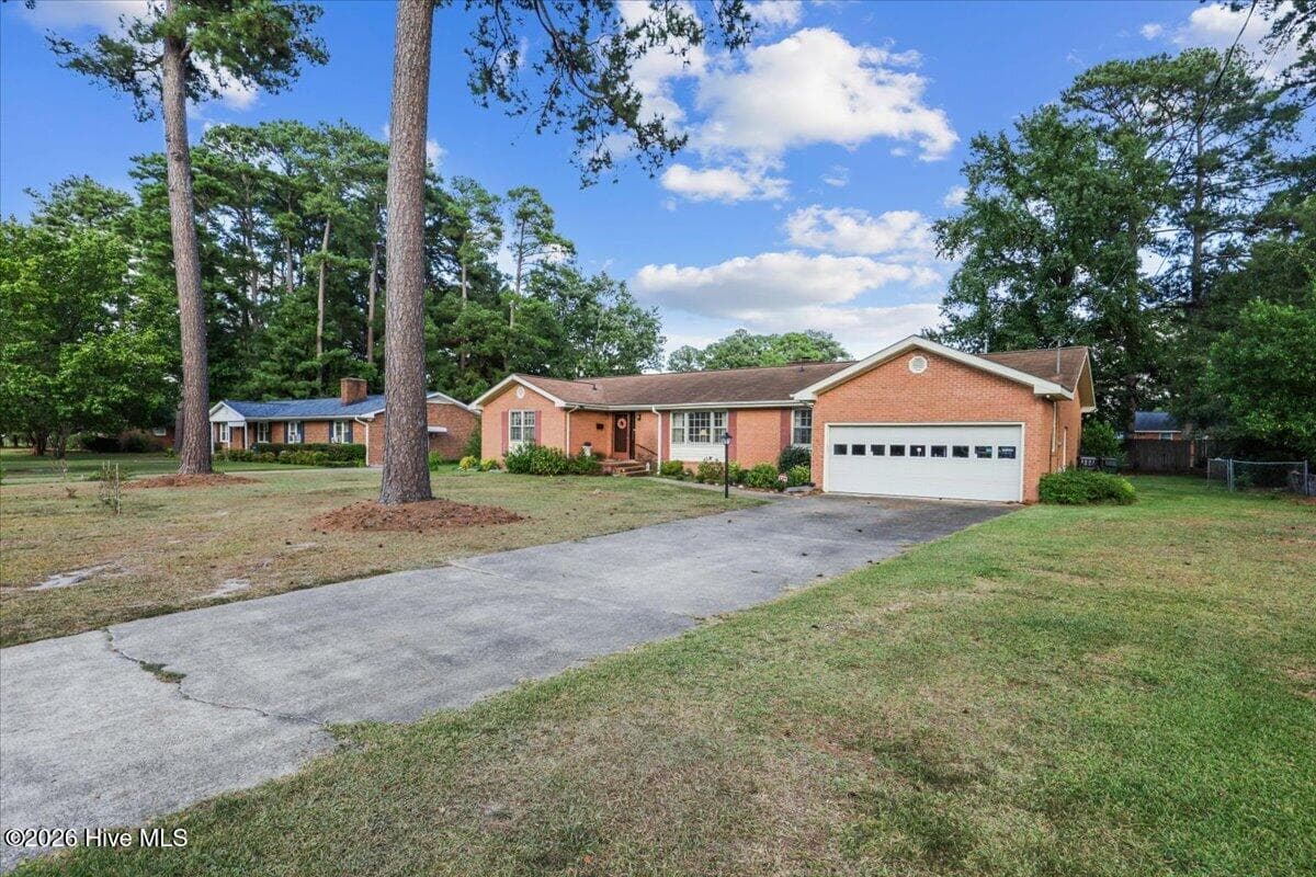 Single Family Residence at 1208 Muriel Street, Goldsboro, NC 27534, photo 3 of 26