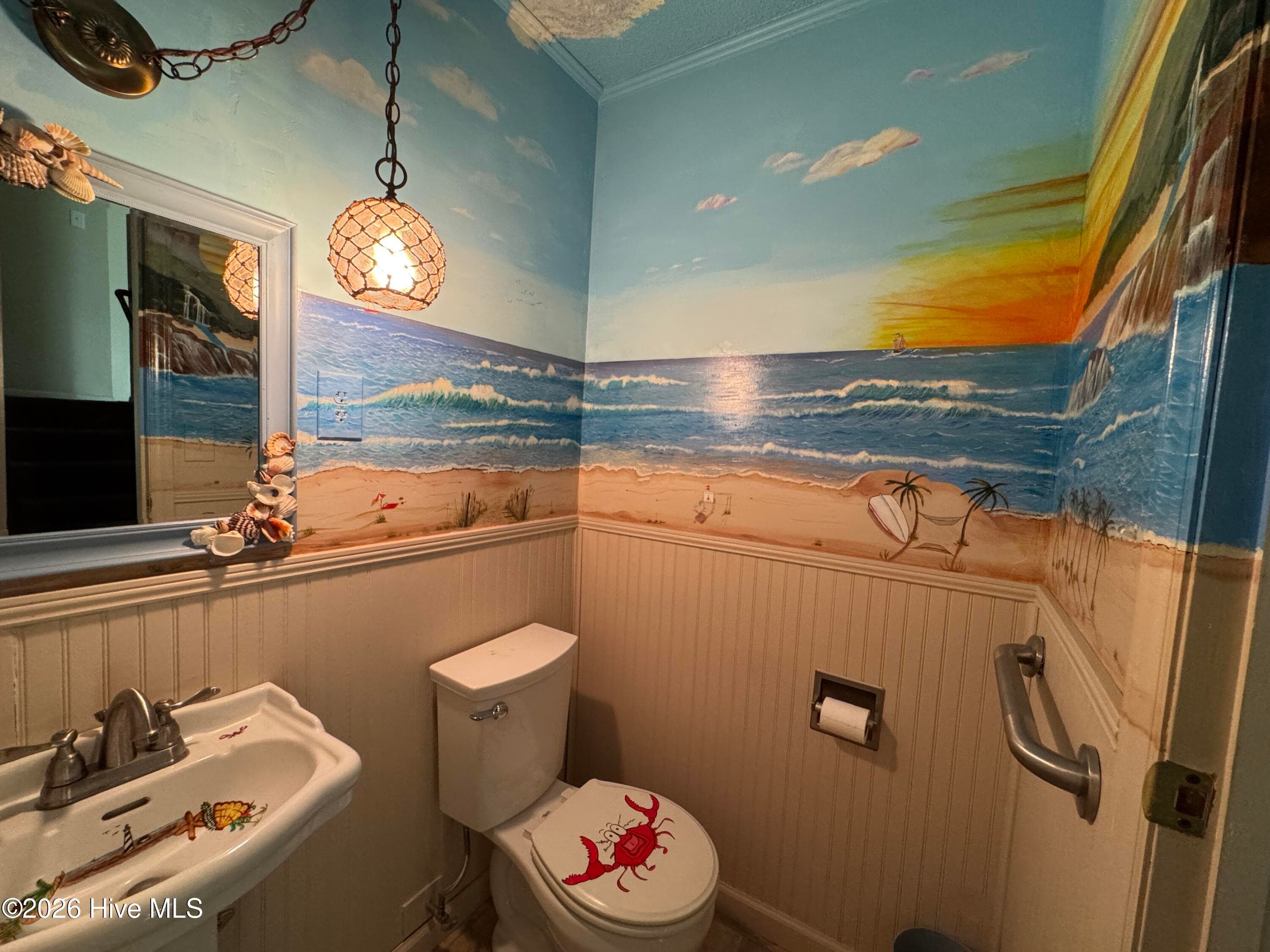 Painted by hand.... amazing and very beautiful. - 118 Oakwood Drive, Havelock, NC 28532