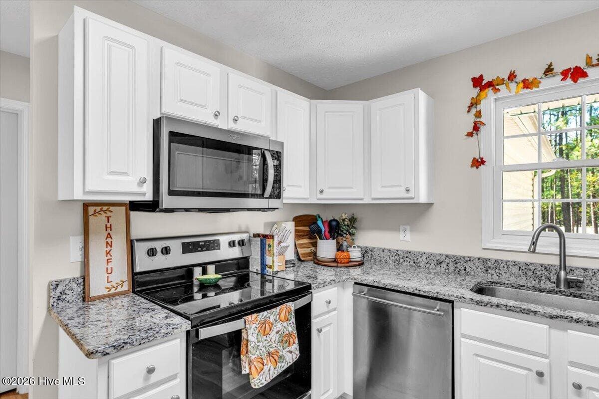 Single Family Residence at 145 Laurel Oak Lane, Pinebluff, NC 28373, Pinebluff, photo 12 of 38