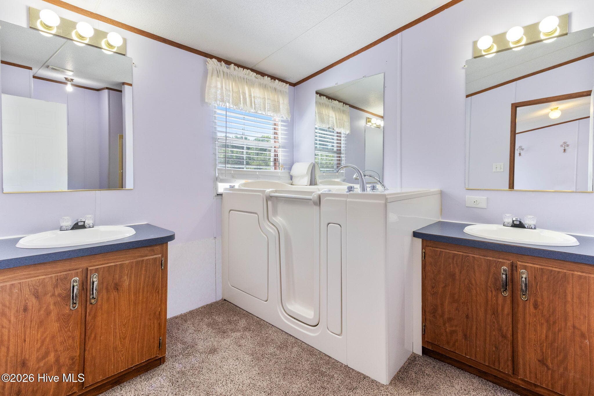 Has a walk-in tub - 4652 Faith Baptist Church Road, Pinetops, NC 27864