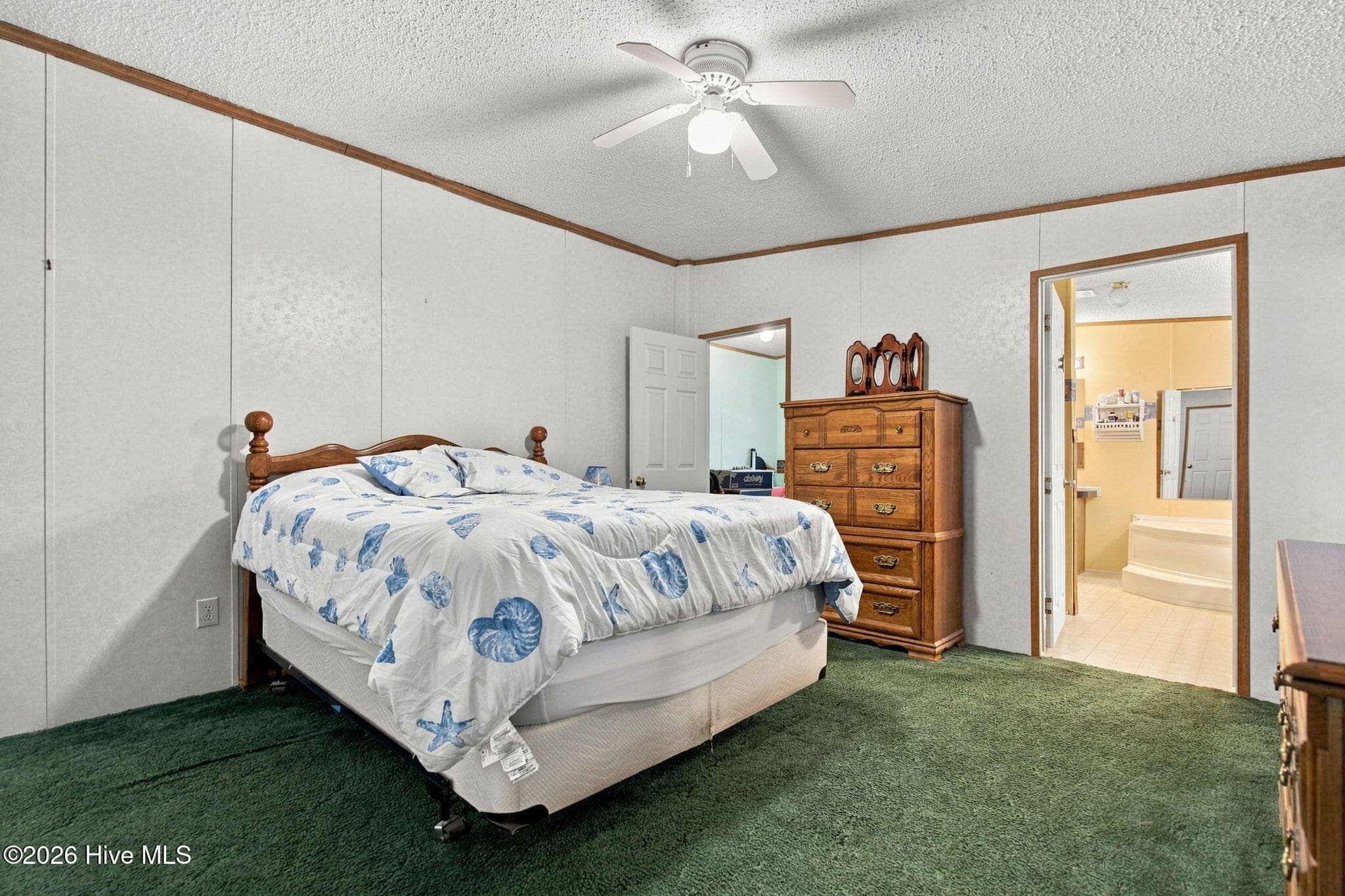 Manufactured Home at 42 Warwick Court, Hampstead, NC 28443, photo 20 of 55