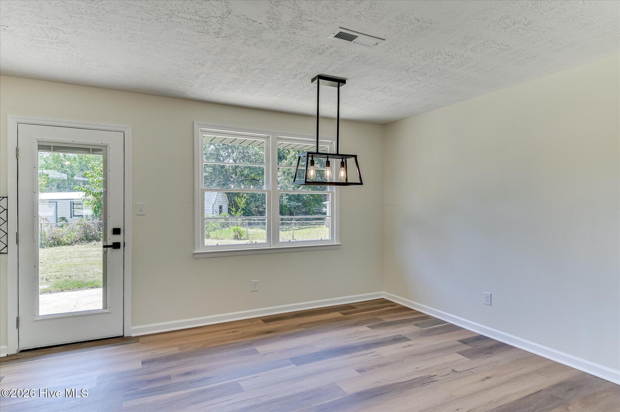 Single Family Residence at 2204 Albemarle Drive, Augusta, GA 30906, photo 10 of 32