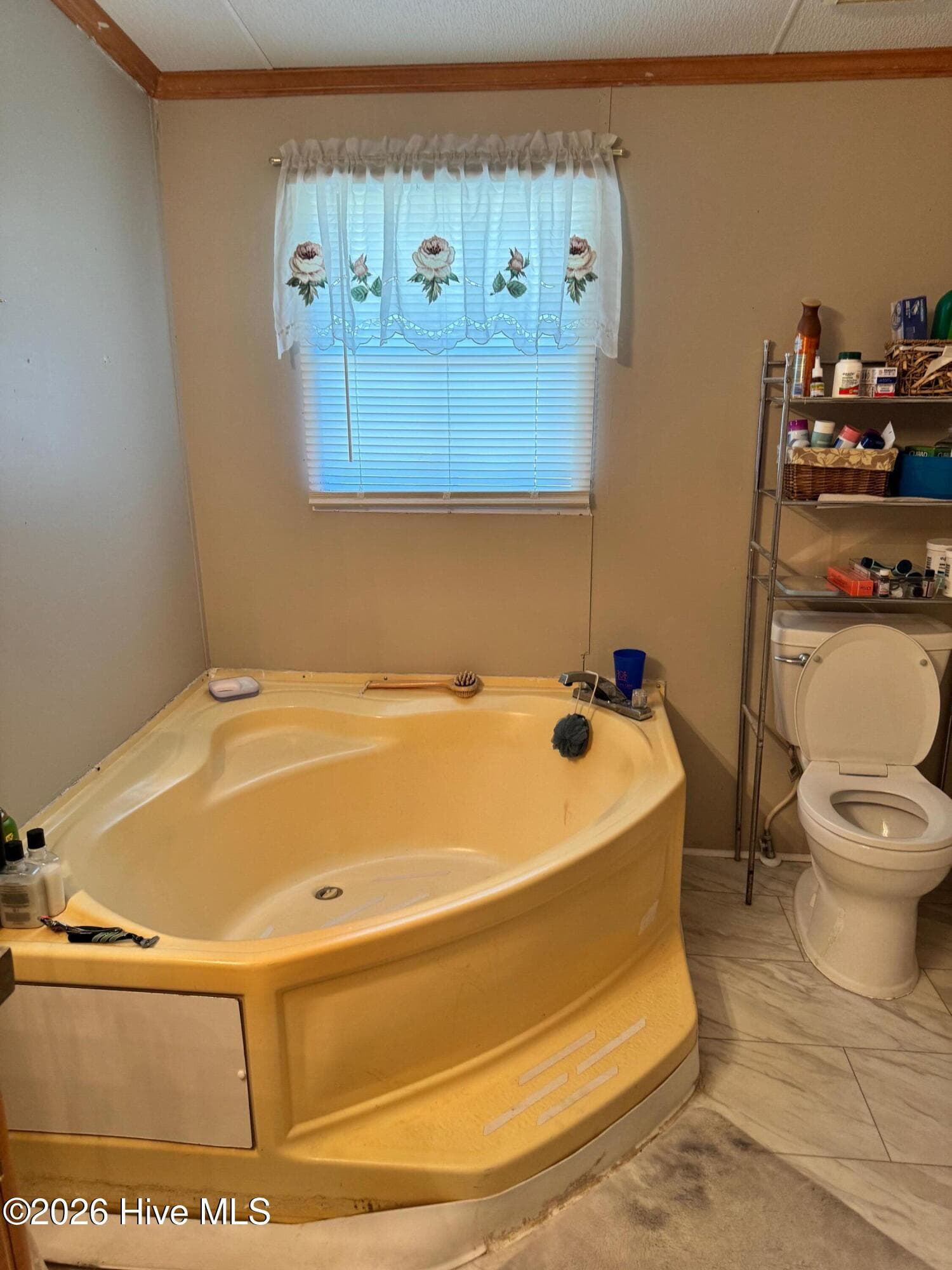 Manufactured Home at 3205 Deanswood Drive, Kinston, NC 28504, Kinston, photo 11 of 19