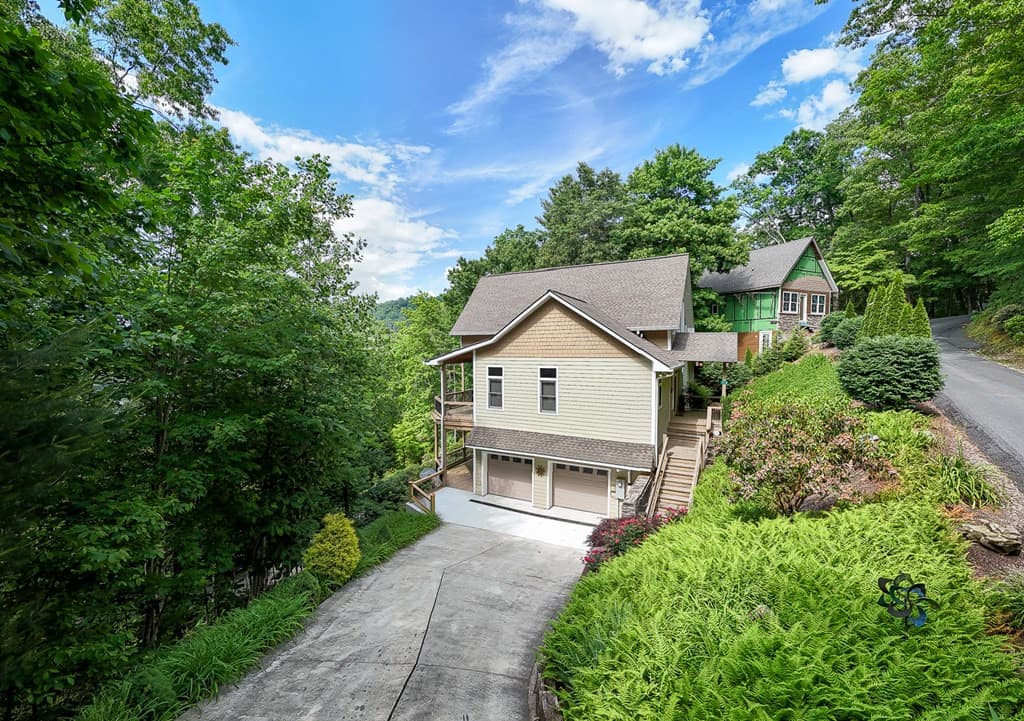 113 Snowbird Trail, Robbinsville, NC 28771