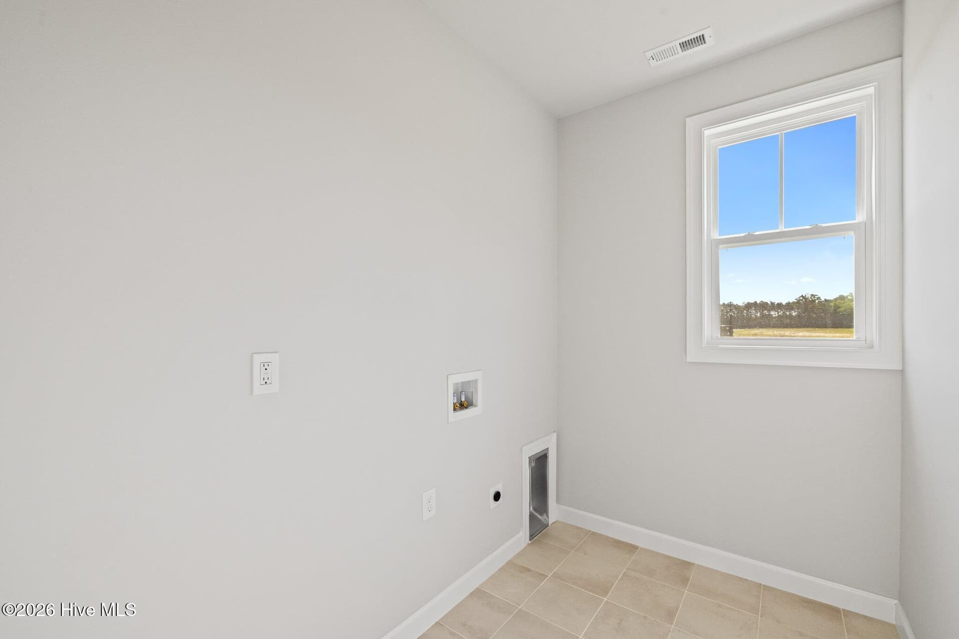 Single Family Residence at 134 Baxter Station Boulevard, Moyock, NC 27958, photo 21 of 25