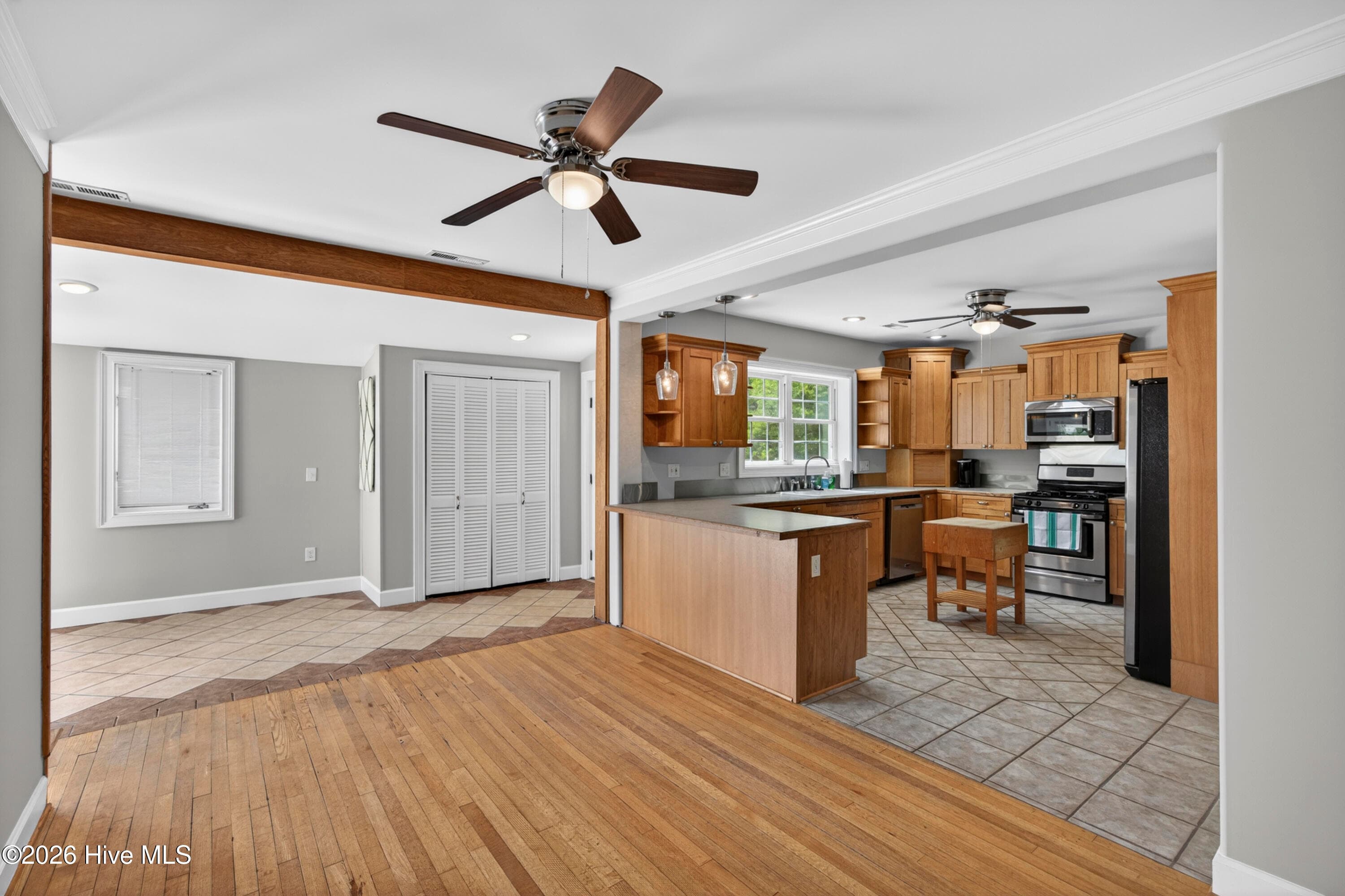 Single Family Residence at 575 Island Creek Road, Rocky Point, NC 28457, photo 29 of 53