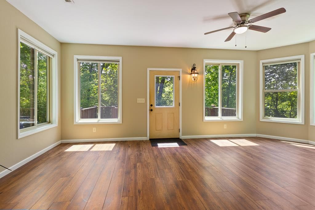 Single Family Residence at 285 Peachtree Mtn Est Road, Murphy, NC 28906, photo 12 of 82