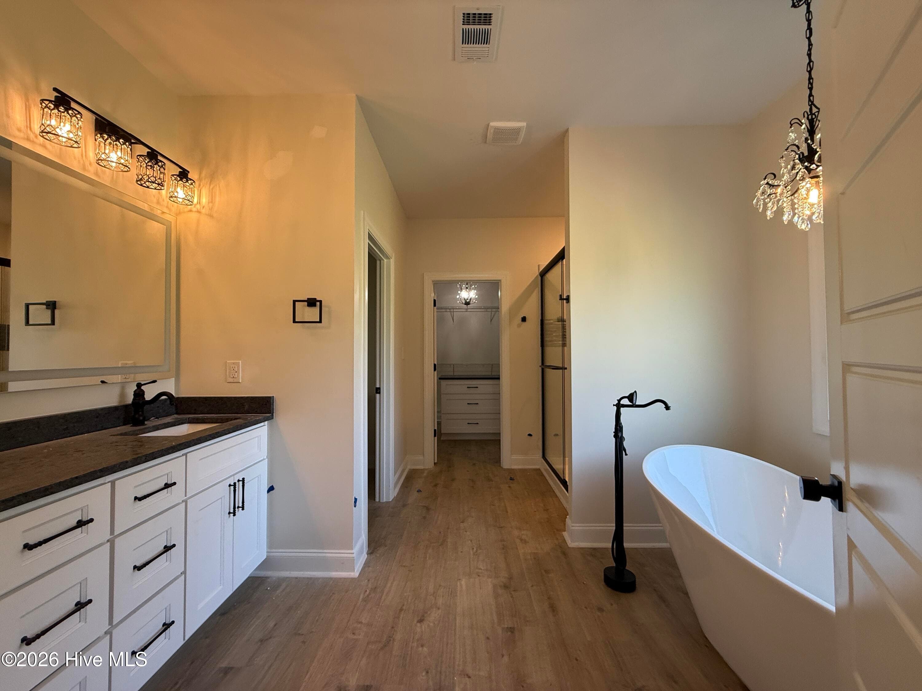 Master Suite bath - 111 E Quaker Road E, Wrens, GA 30833