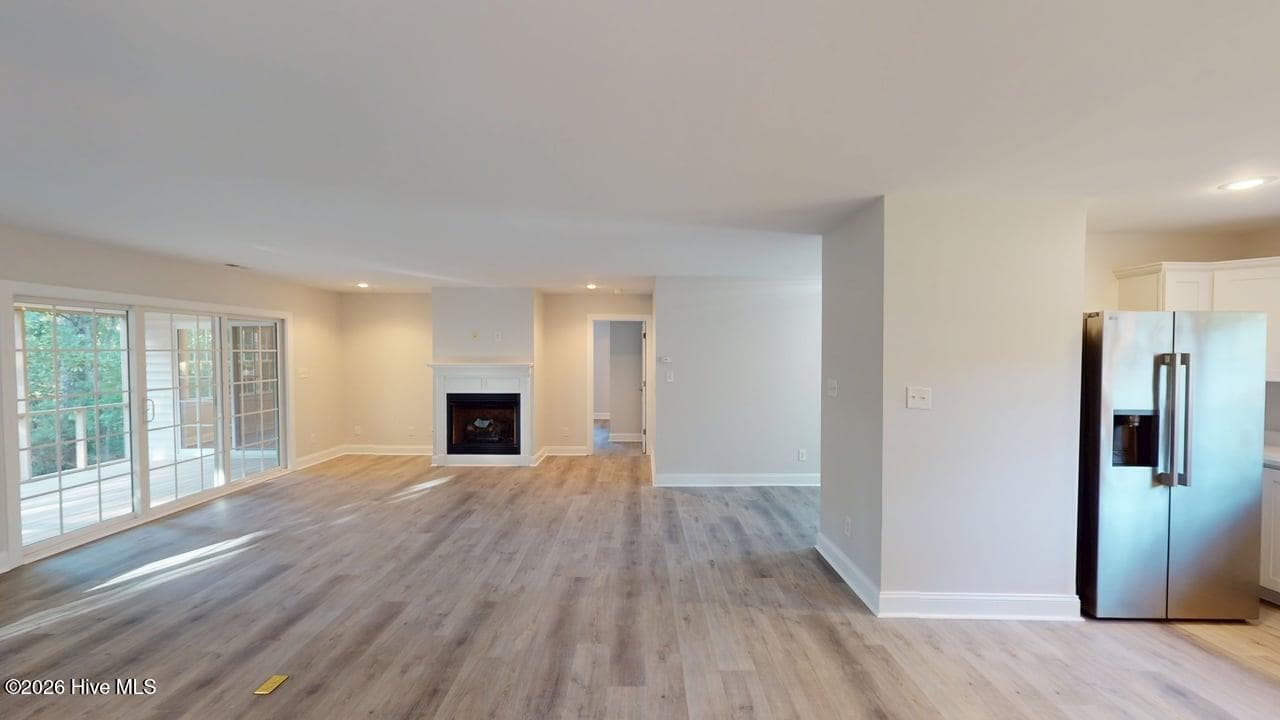View from Hallway looking to the other side of the home! - 1114 Barkentine Drive, New Bern, NC 28560