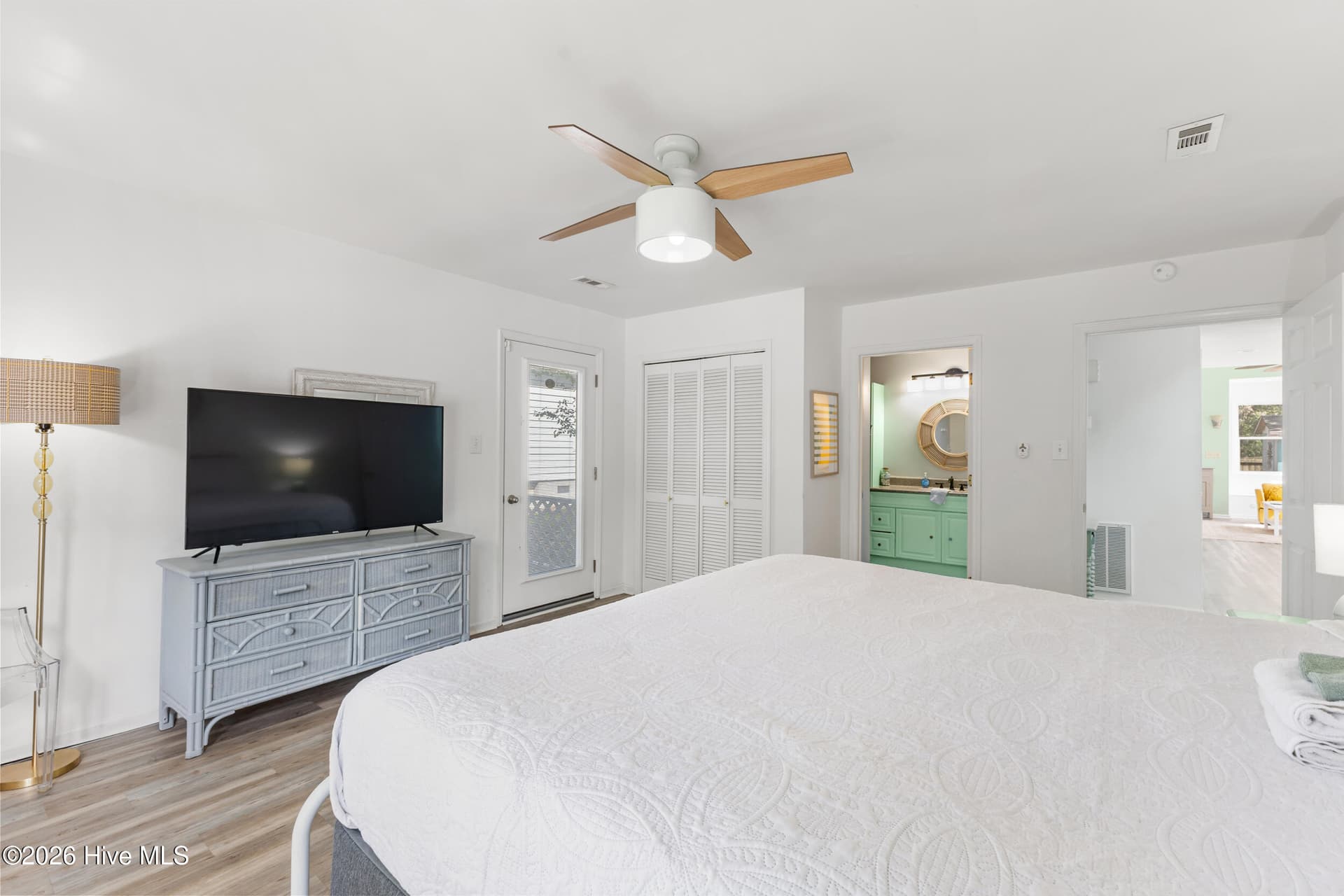 Single Family Residence at 122 SE 2nd Street, Oak Island, NC 28465, photo 15 of 39
