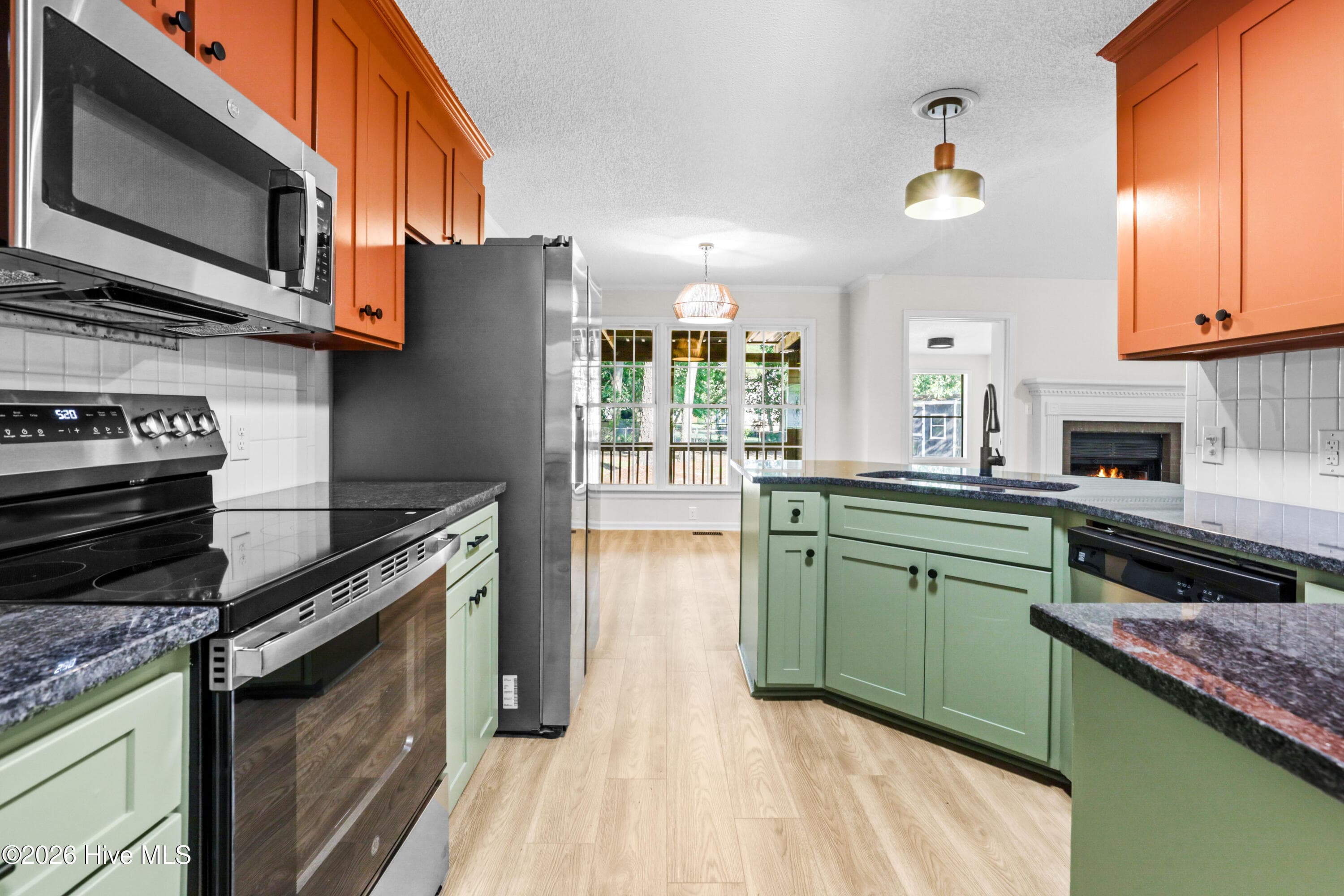 Single Family Residence at 202 N Pointe Drive, Goldsboro, NC 27530, photo 13 of 44