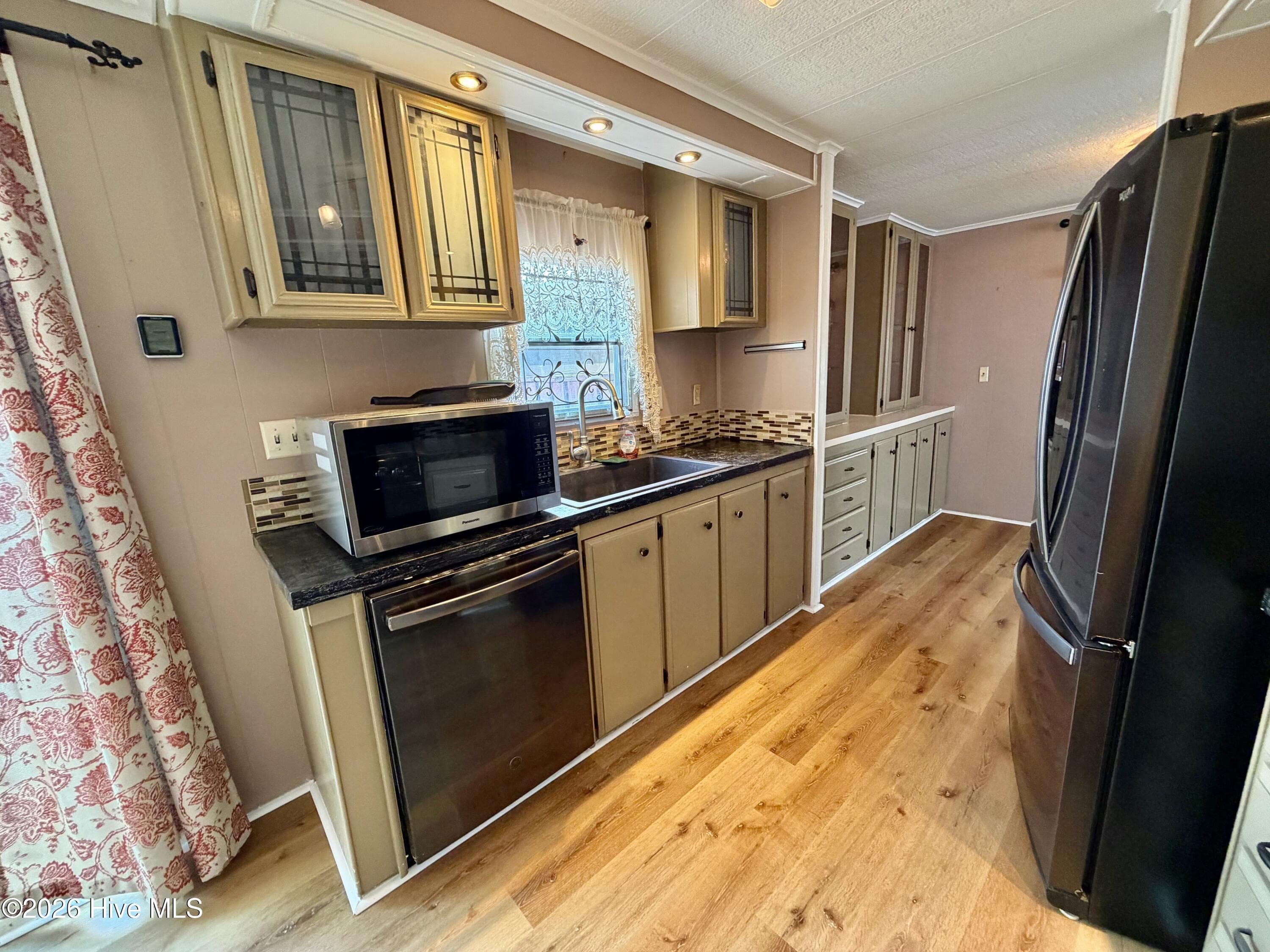Manufactured Home at 4701 Lake Front Drive, Martinez, GA 30907, photo 9 of 23