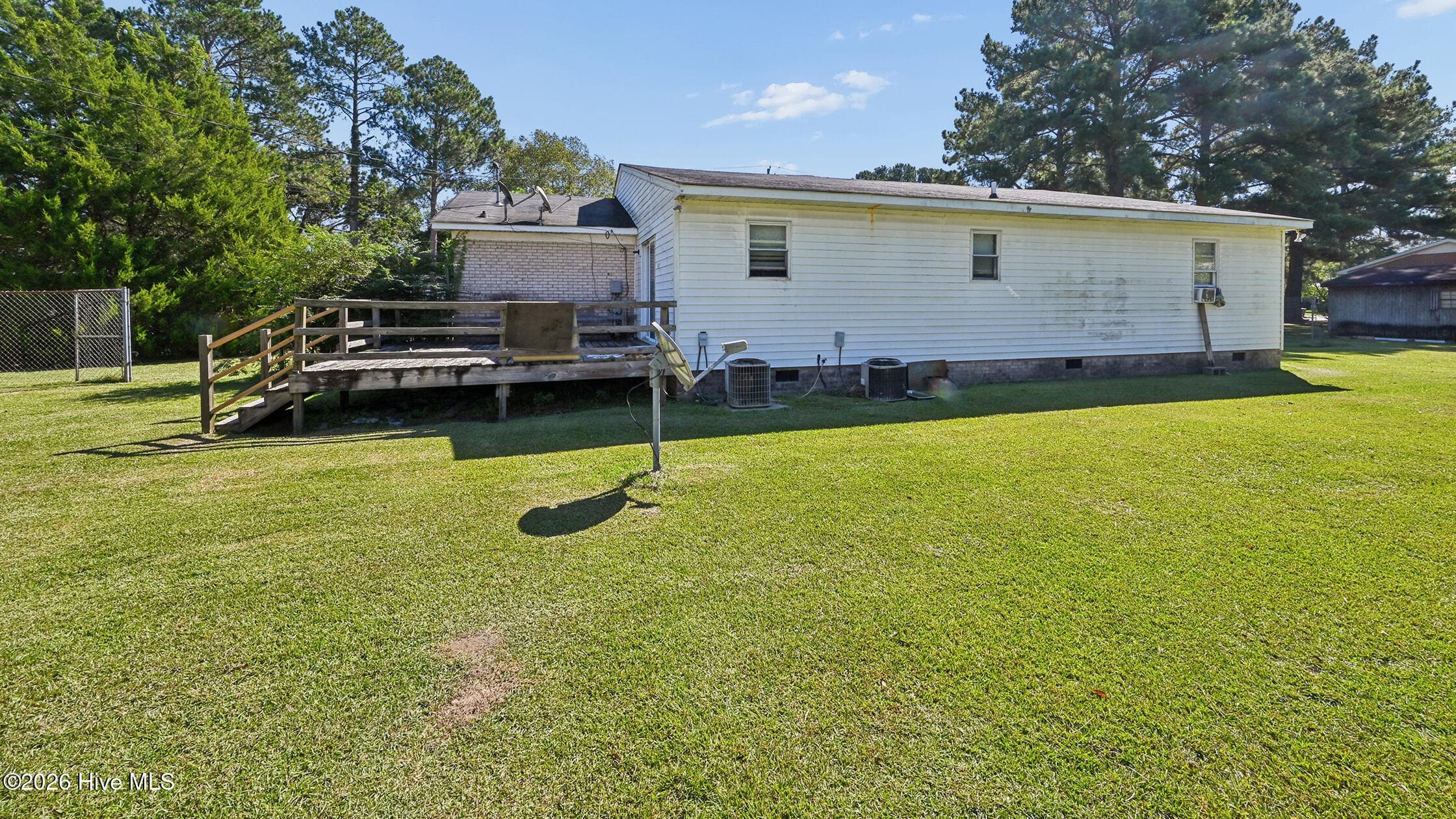 2540 Rosewood Drive, Winterville, NC 28590
