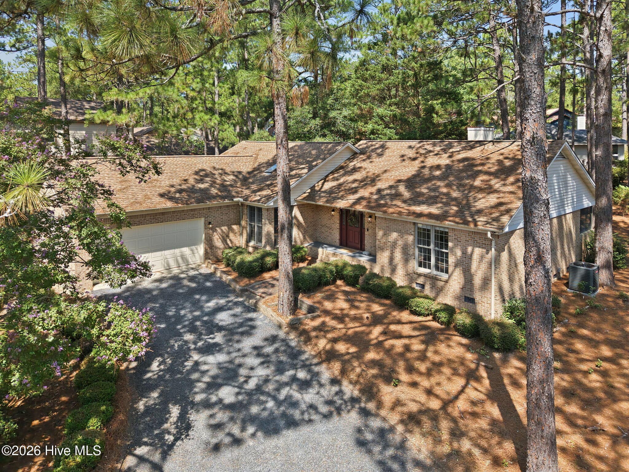 Single Family Residence at 965 Monticello Drive, Pinehurst, NC 28374, photo 3 of 53