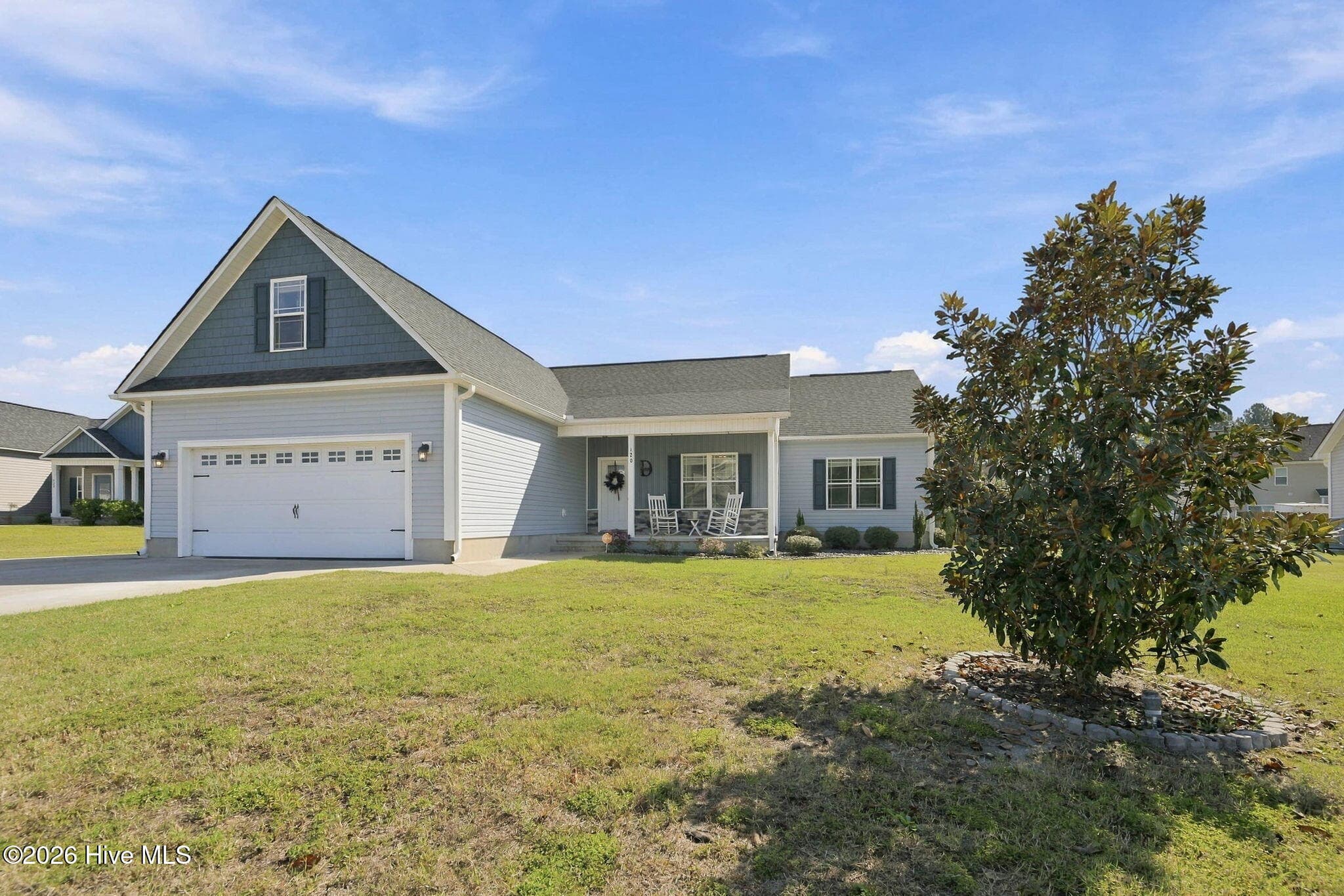 Single Family Residence at 120 Pembury Way, Richlands, NC 28574, photo 5 of 75