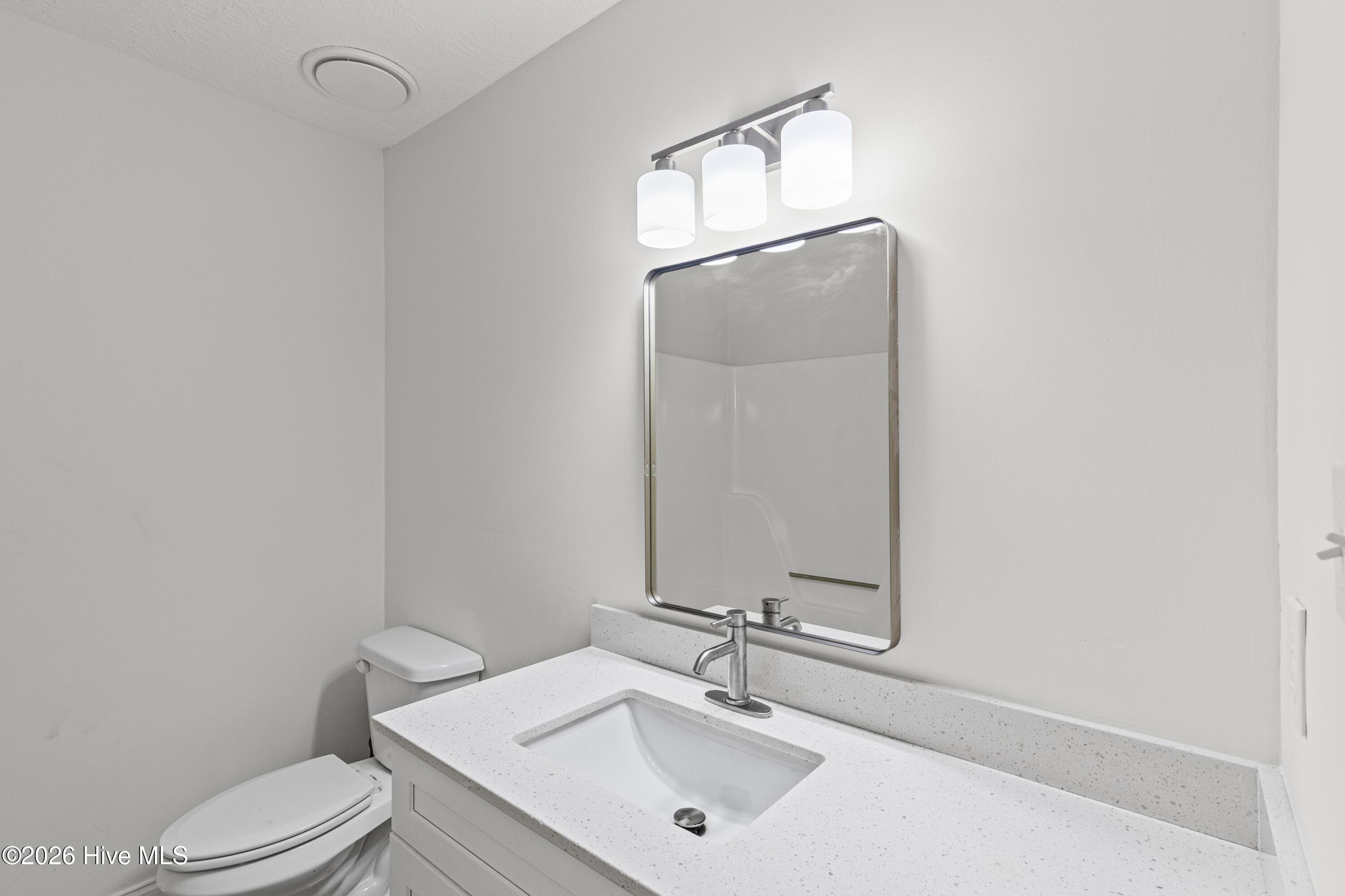 Updated Secondary Bathroom - 2657 Barclay Street, Hephzibah, GA 30815