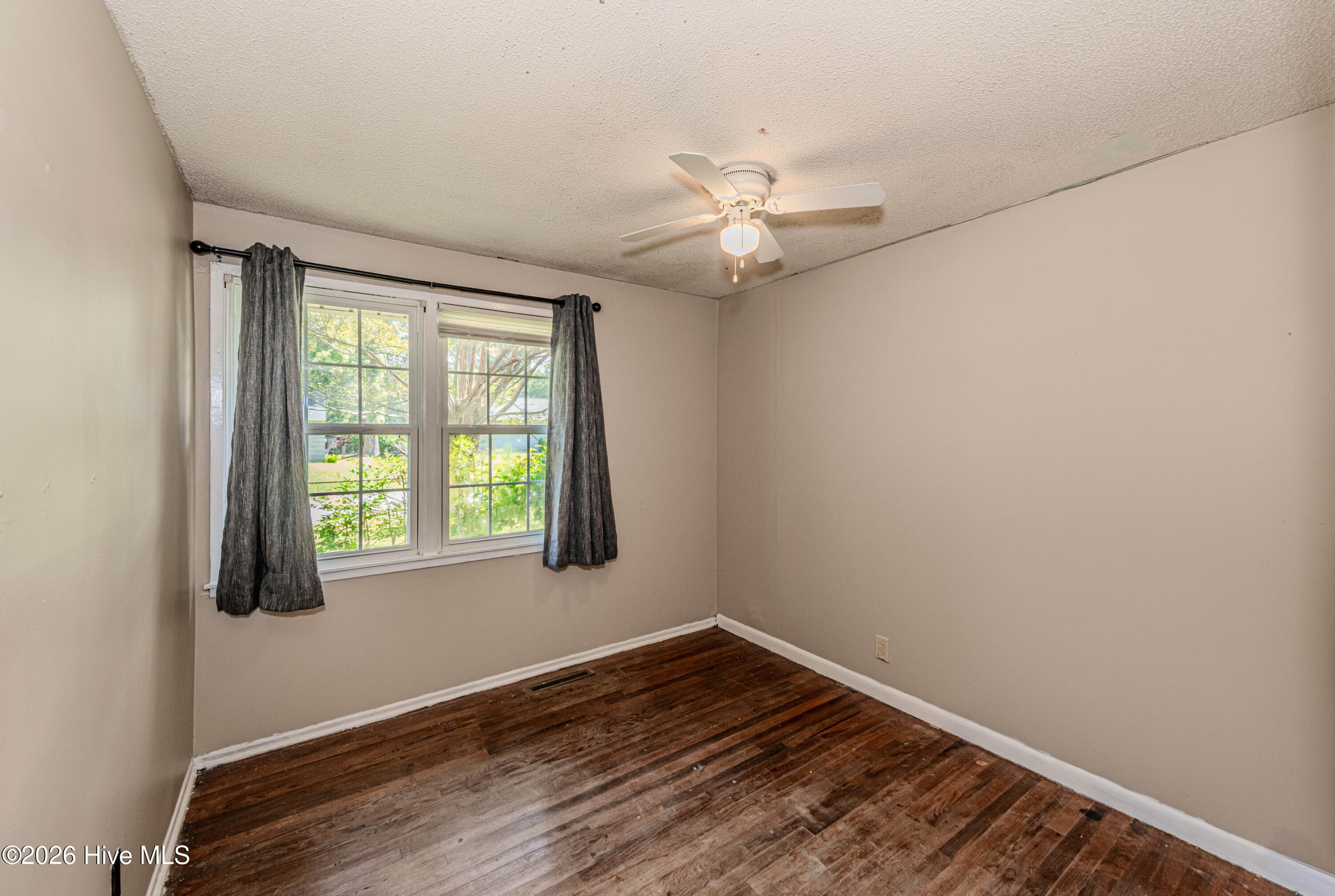 519 Oak Lane, Jacksonville, NC 28540