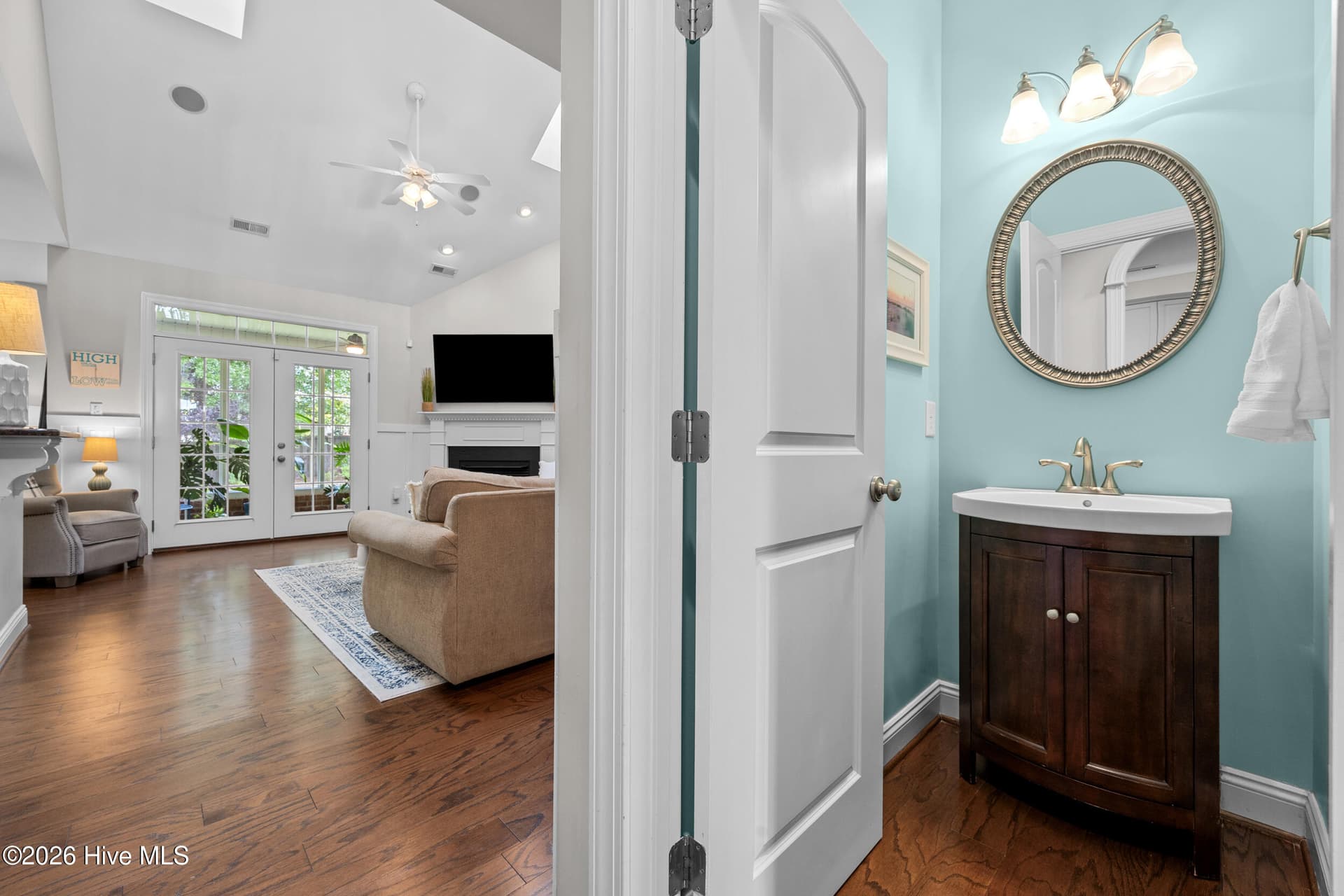 Single Family Residence at 7061 Forest Bend Lane, Wilmington, NC 28411, photo 21 of 67
